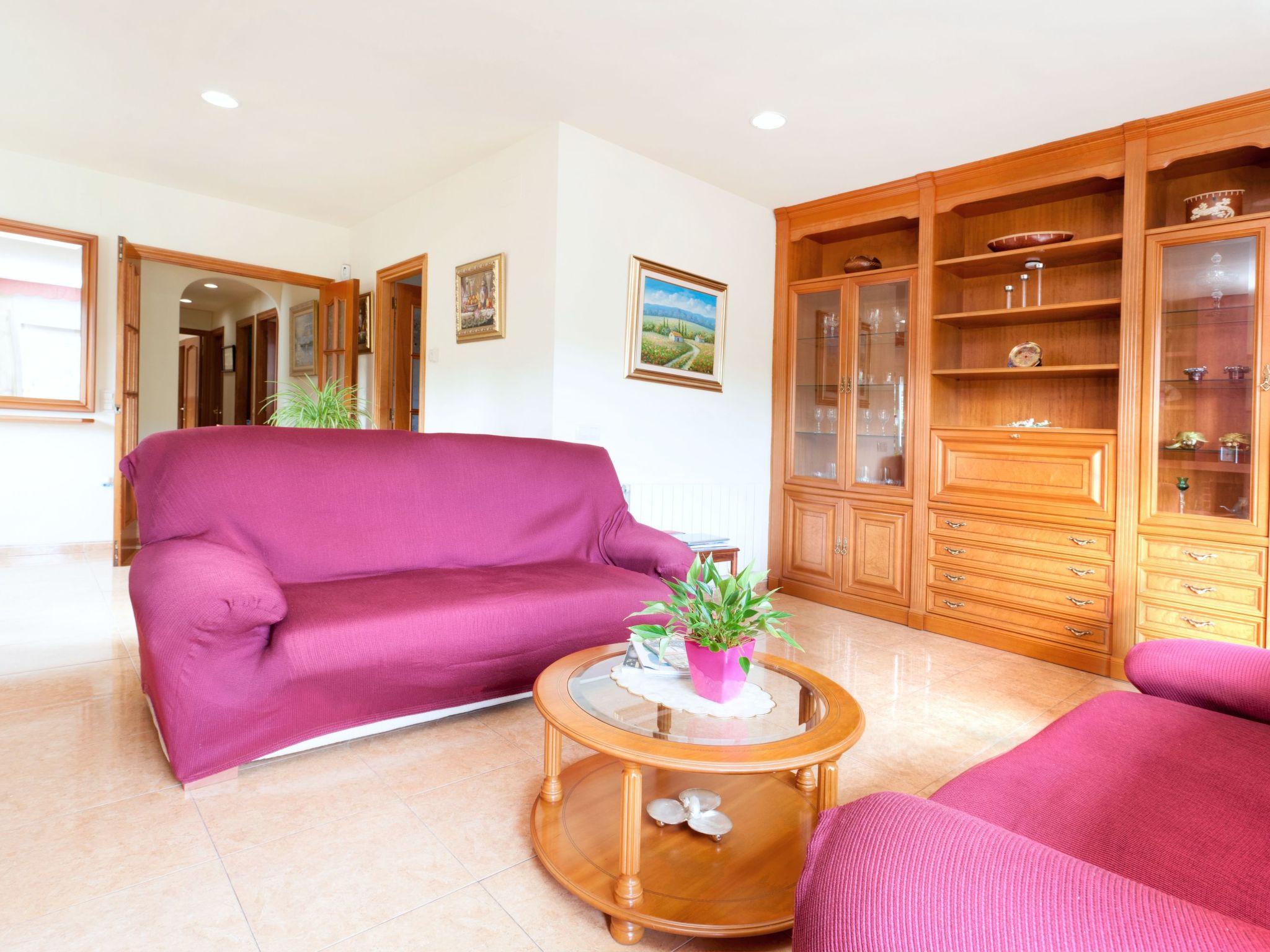 Foto 7 - Casa con 4 camere da letto a Lloret de Mar con piscina privata e vista mare