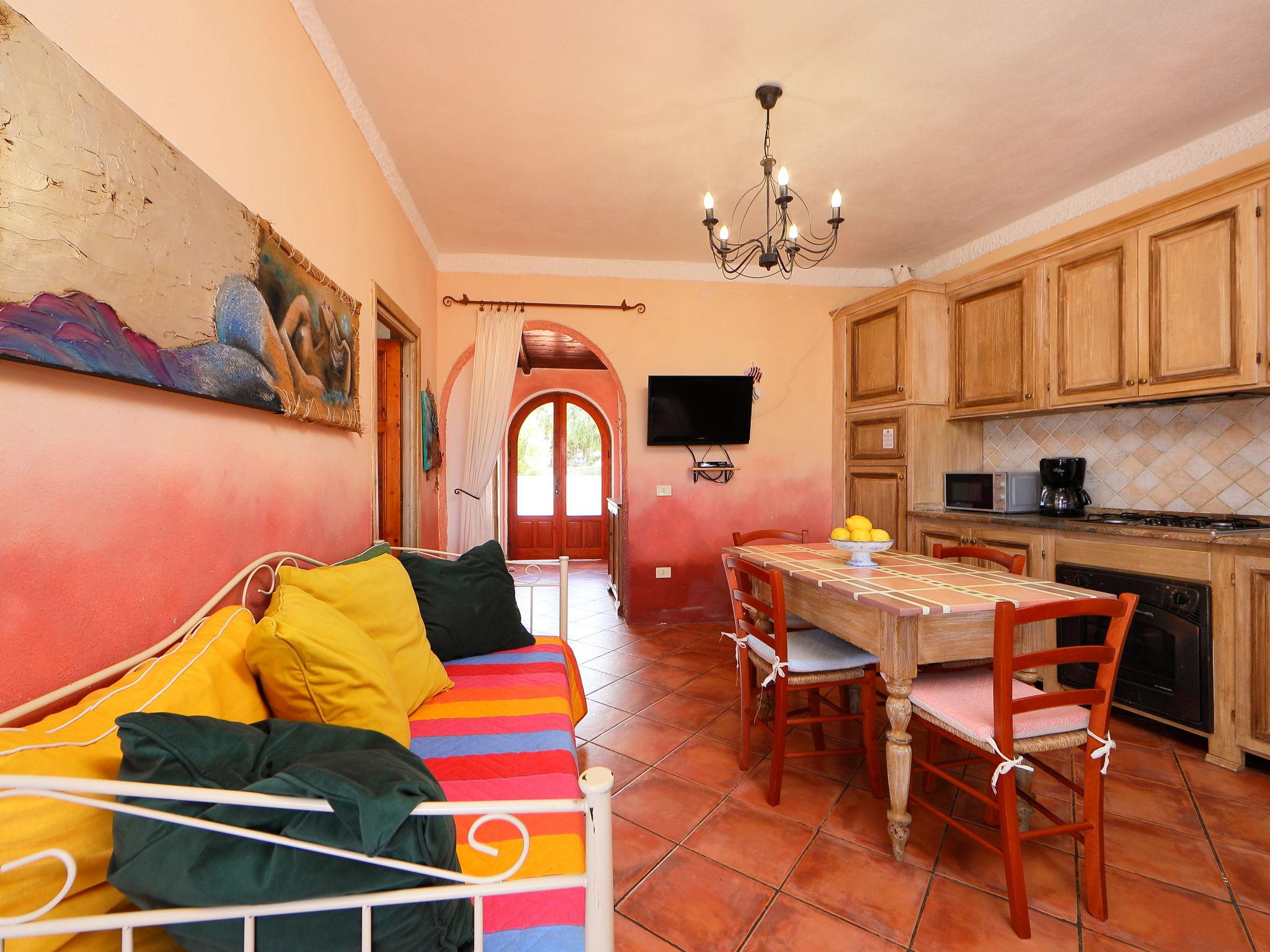 Foto 7 - Apartamento de 2 quartos em Trinità d'Agultu e Vignola com terraço e vistas do mar