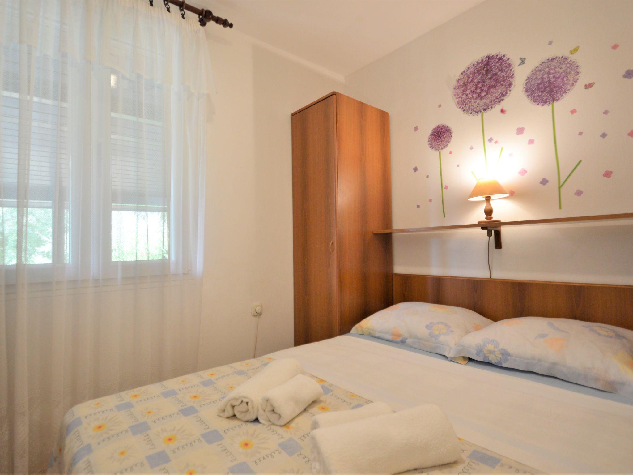 Foto 3 - Casa con 2 camere da letto a Marčana con terrazza e vista mare
