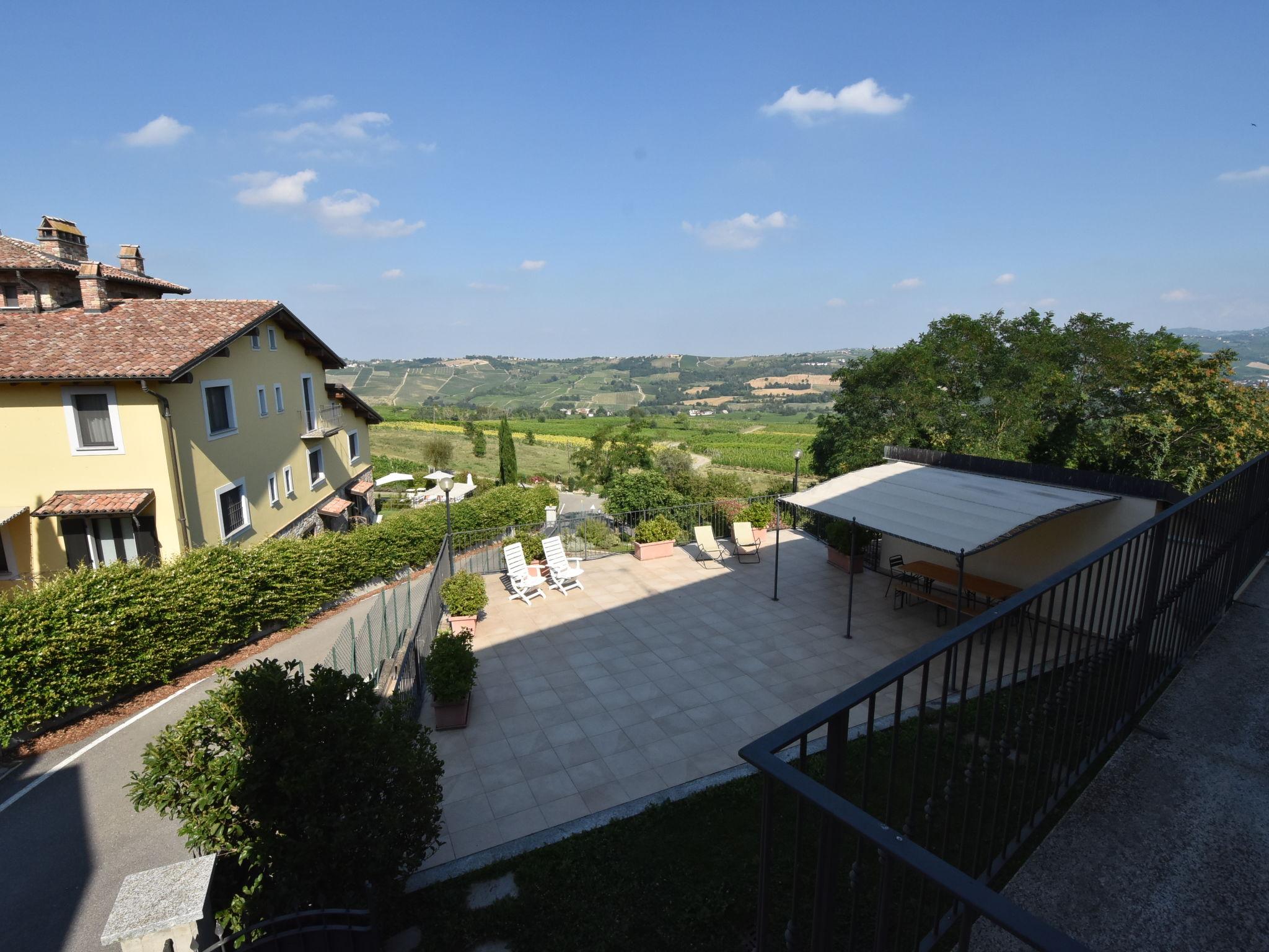 Photo 32 - Maison de 3 chambres à Castana avec piscine et terrasse