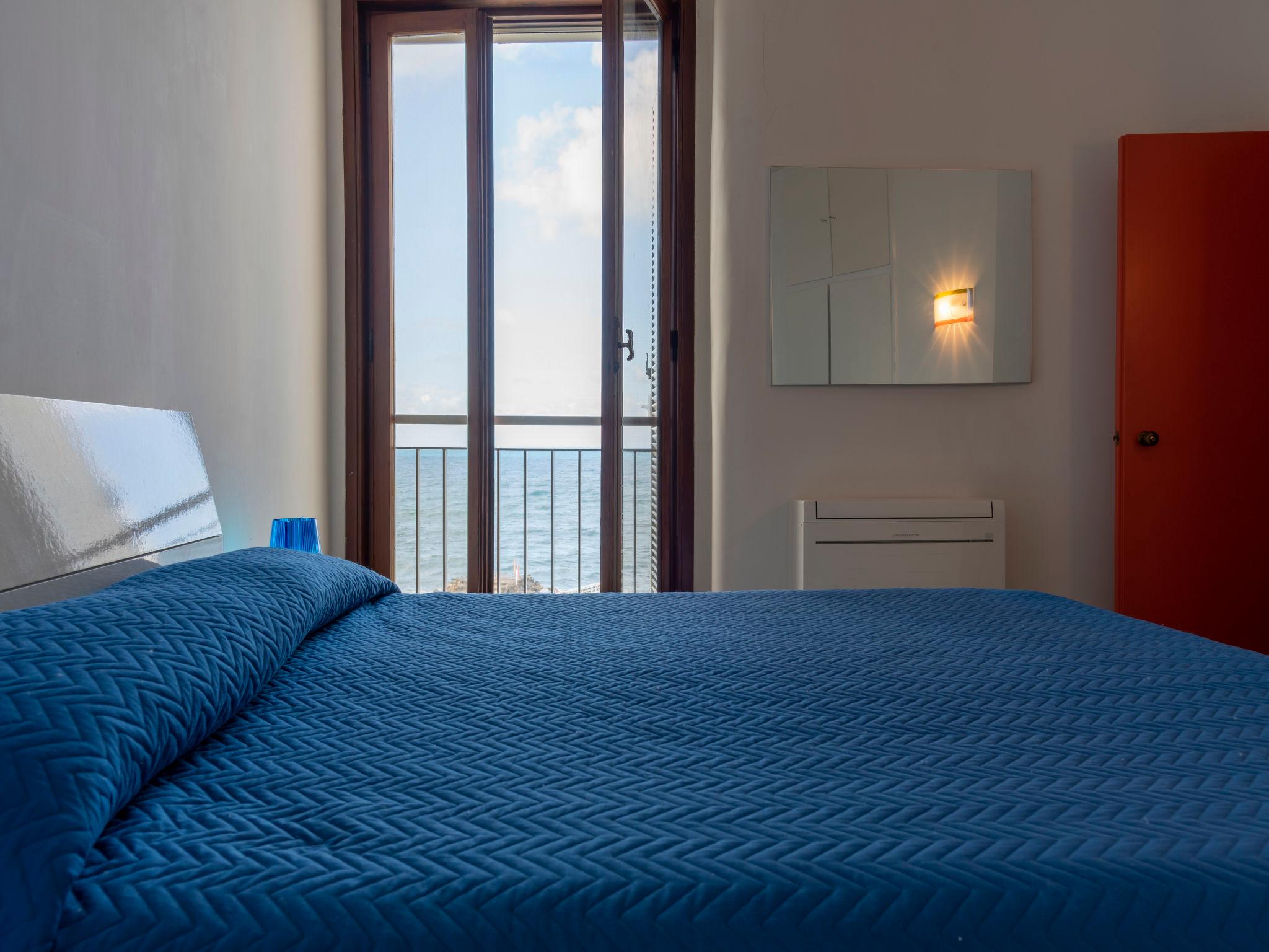 Foto 15 - Casa de 4 quartos em Santa Marinella com terraço e vistas do mar