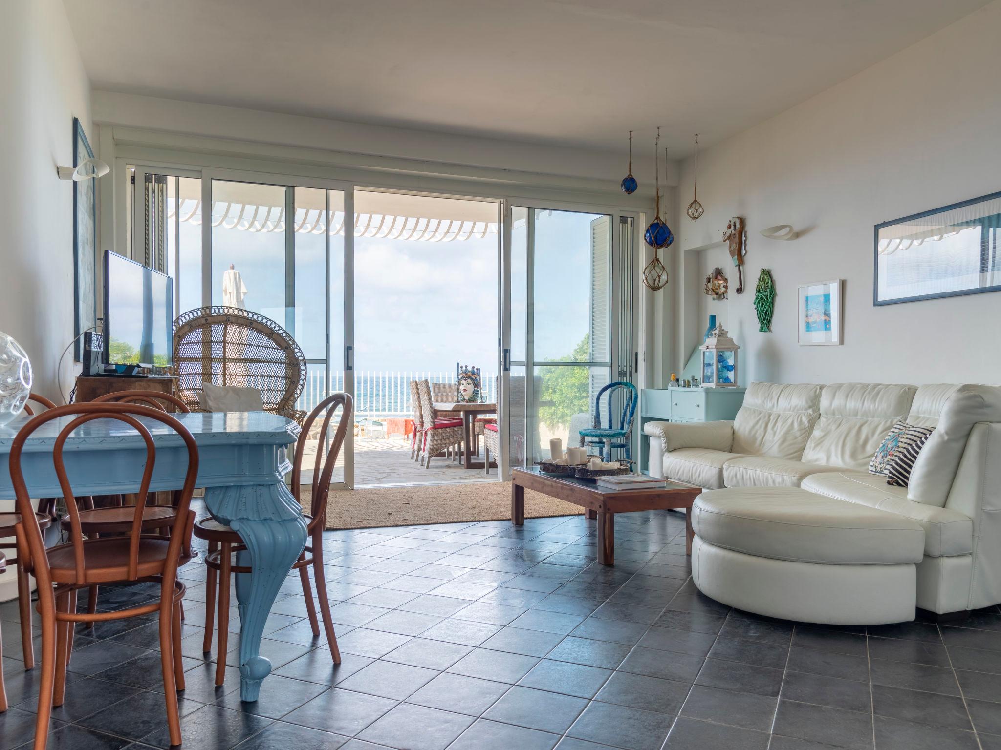 Foto 8 - Haus mit 4 Schlafzimmern in Santa Marinella mit terrasse und blick aufs meer