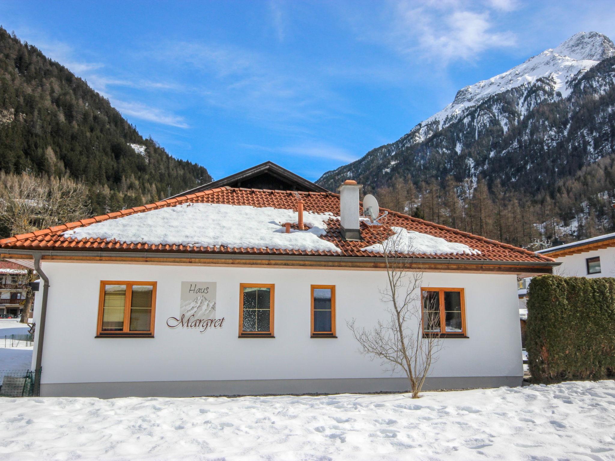 Foto 17 - Casa de 2 habitaciones en Längenfeld con jardín y vistas a la montaña