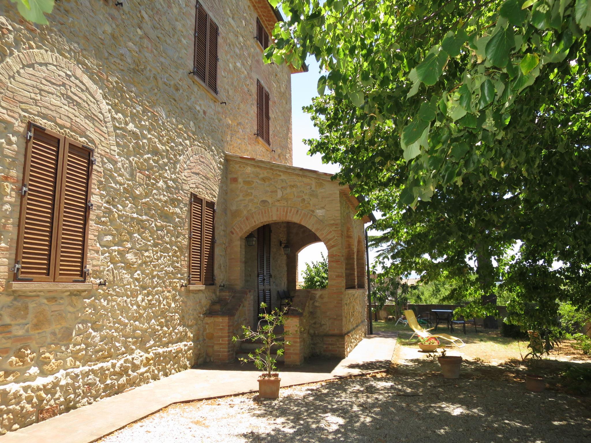 Photo 21 - 1 bedroom Apartment in Volterra with swimming pool and garden