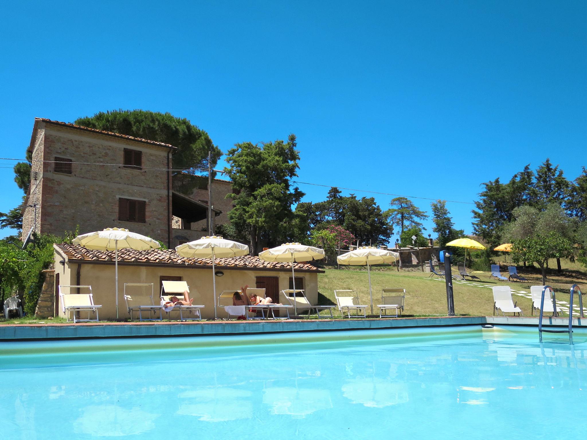 Foto 1 - Casa de 2 habitaciones en Volterra con piscina y jardín