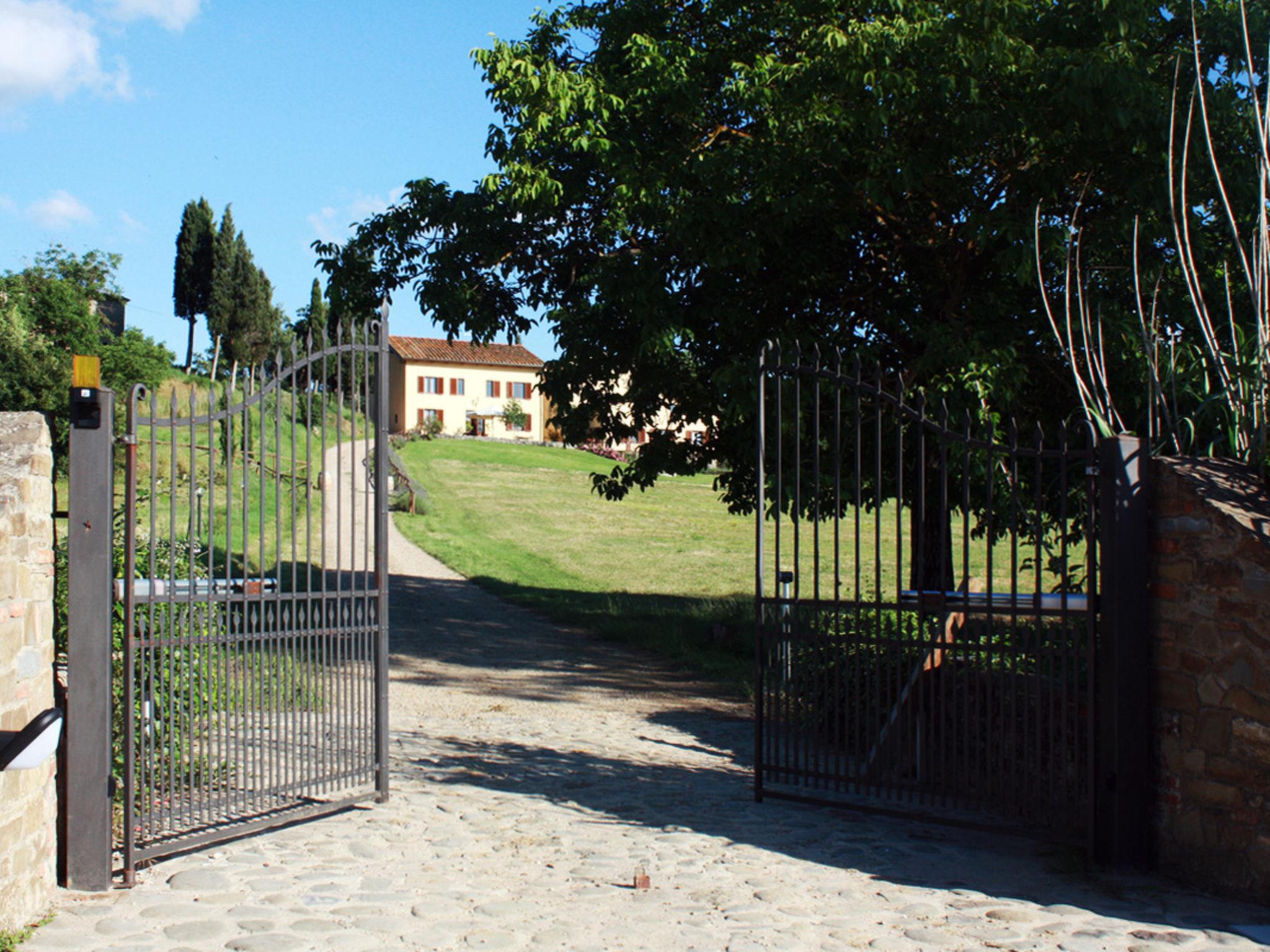 Foto 40 - Haus mit 11 Schlafzimmern in Terranuova Bracciolini mit privater pool und garten