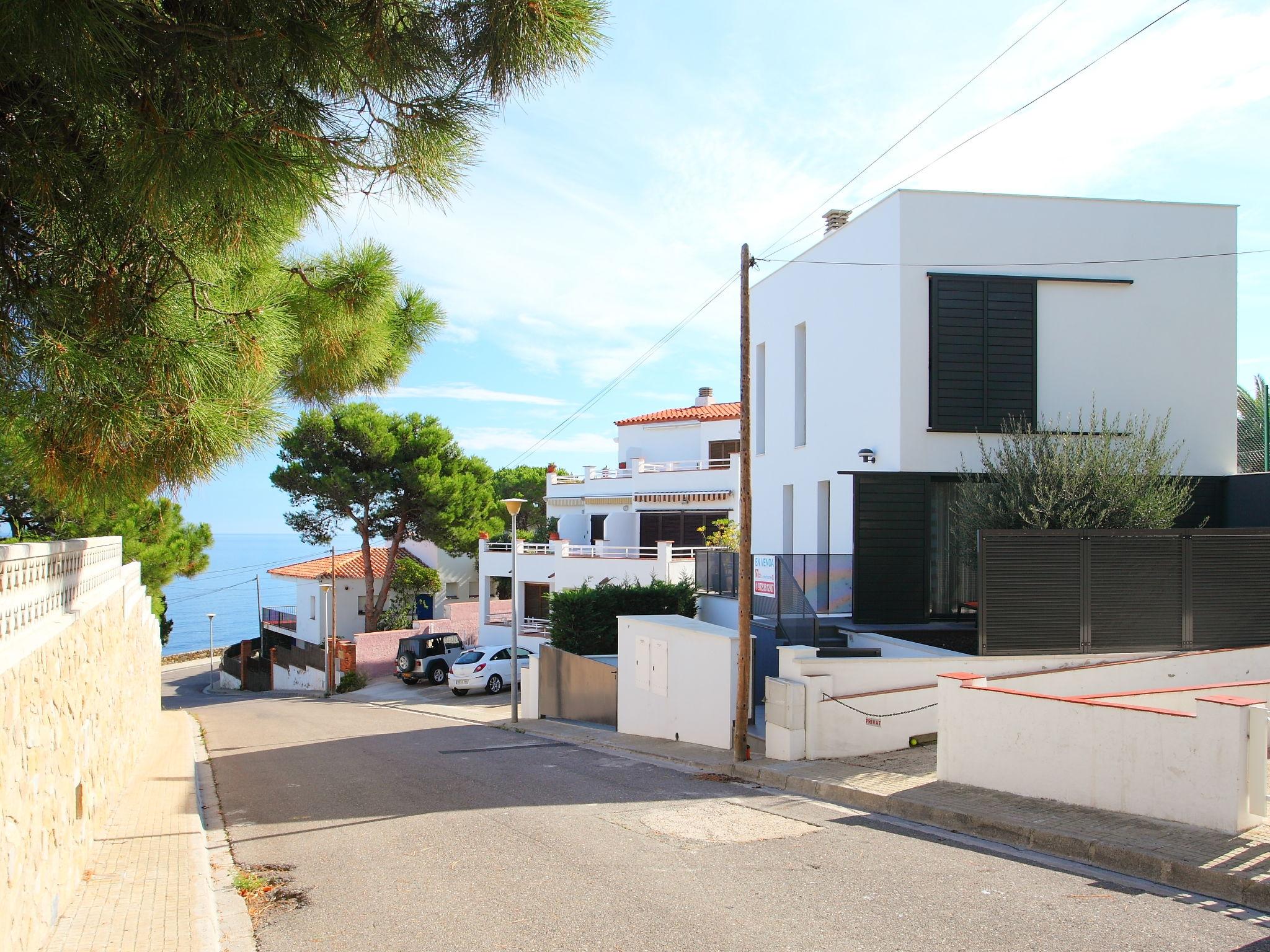Foto 19 - Casa de 2 habitaciones en Llançà con piscina y vistas al mar