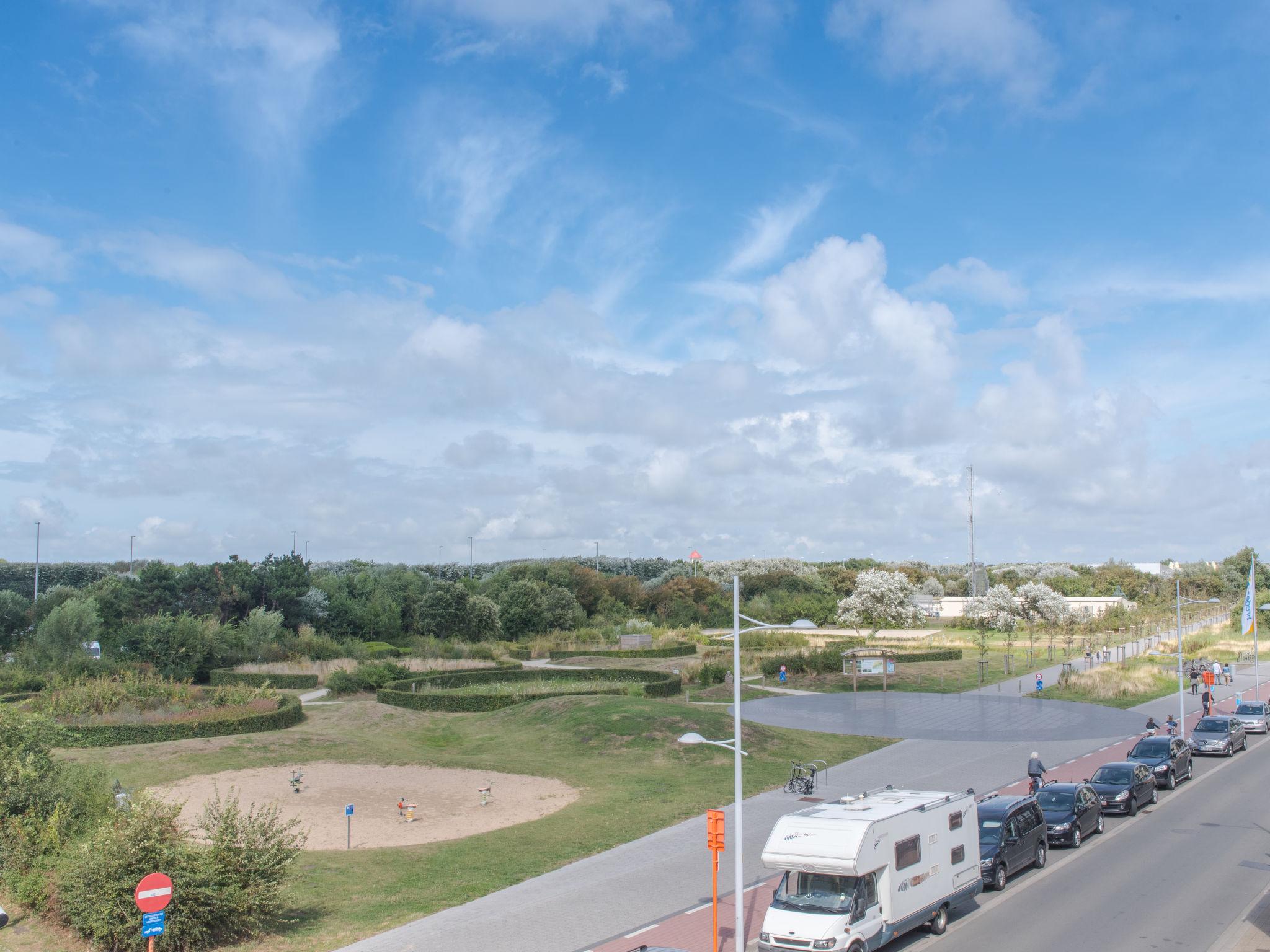 Foto 5 - Apartamento de 2 habitaciones en Bredene con terraza