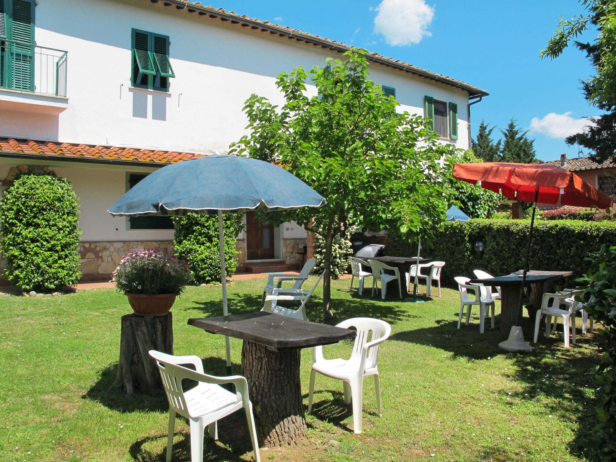 Foto 1 - Appartamento con 3 camere da letto a San Miniato con piscina e giardino