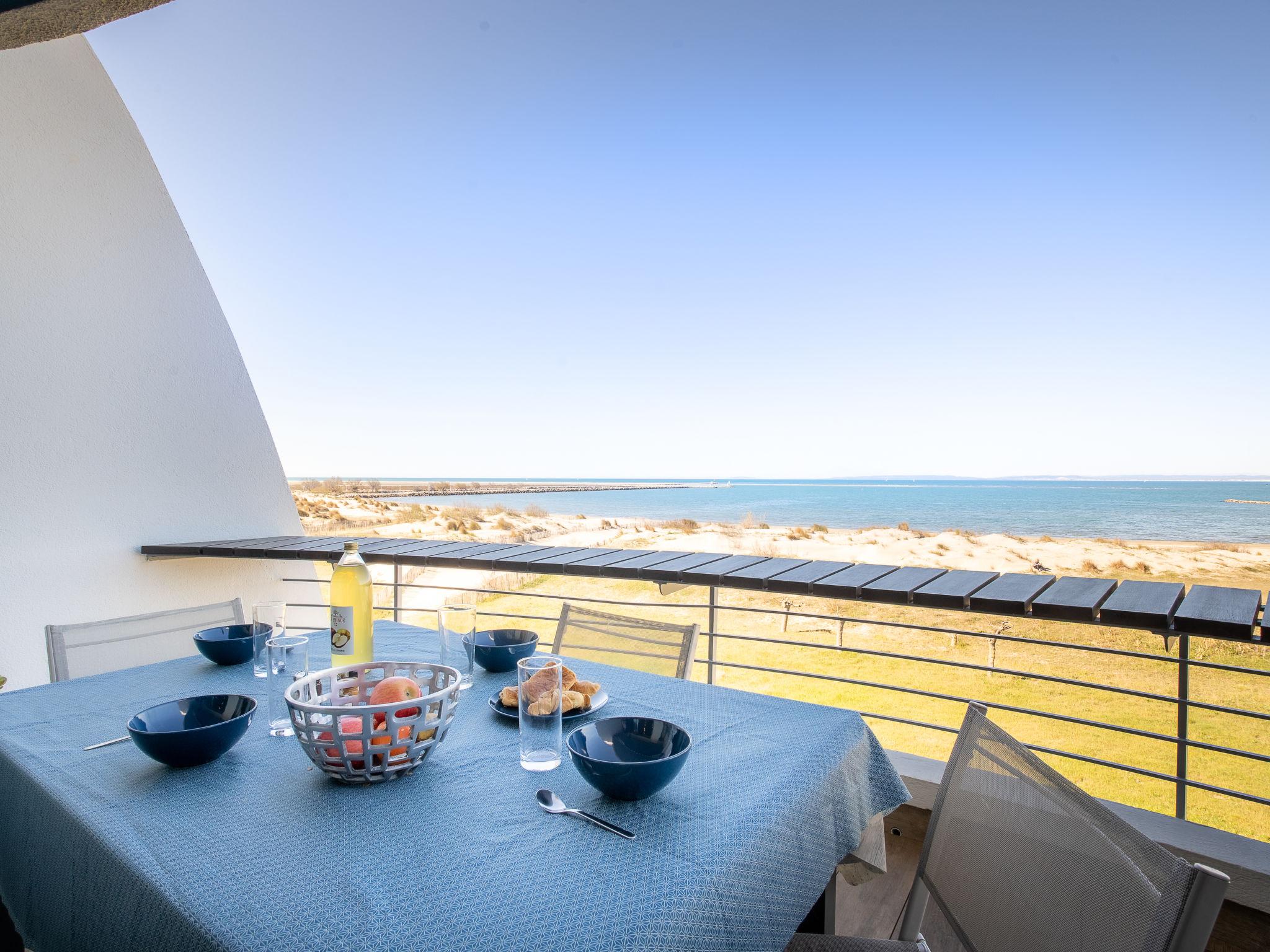 Foto 6 - Apartamento en Le Grau-du-Roi con terraza y vistas al mar