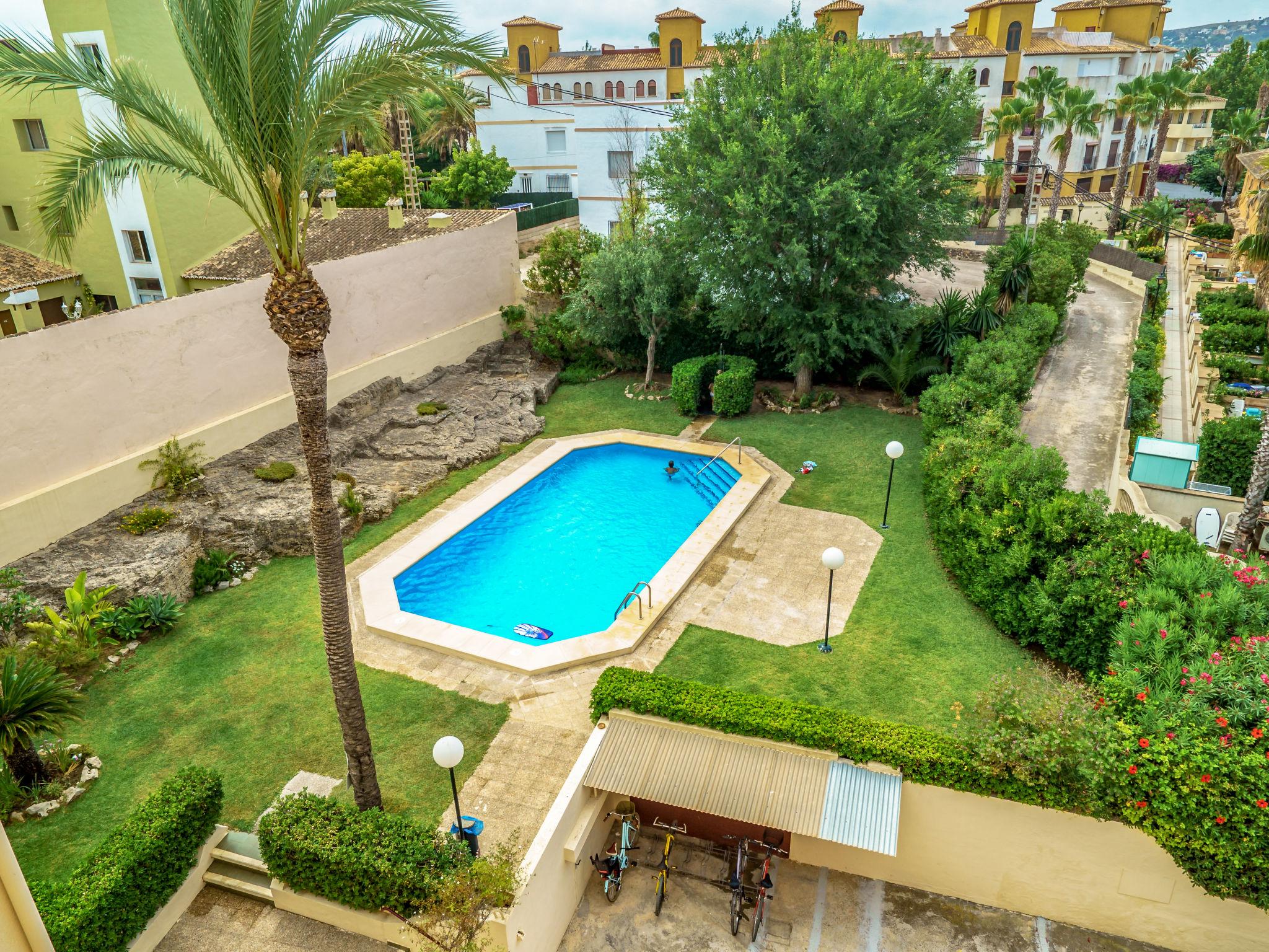 Foto 2 - Appartamento con 1 camera da letto a Jávea con piscina e giardino