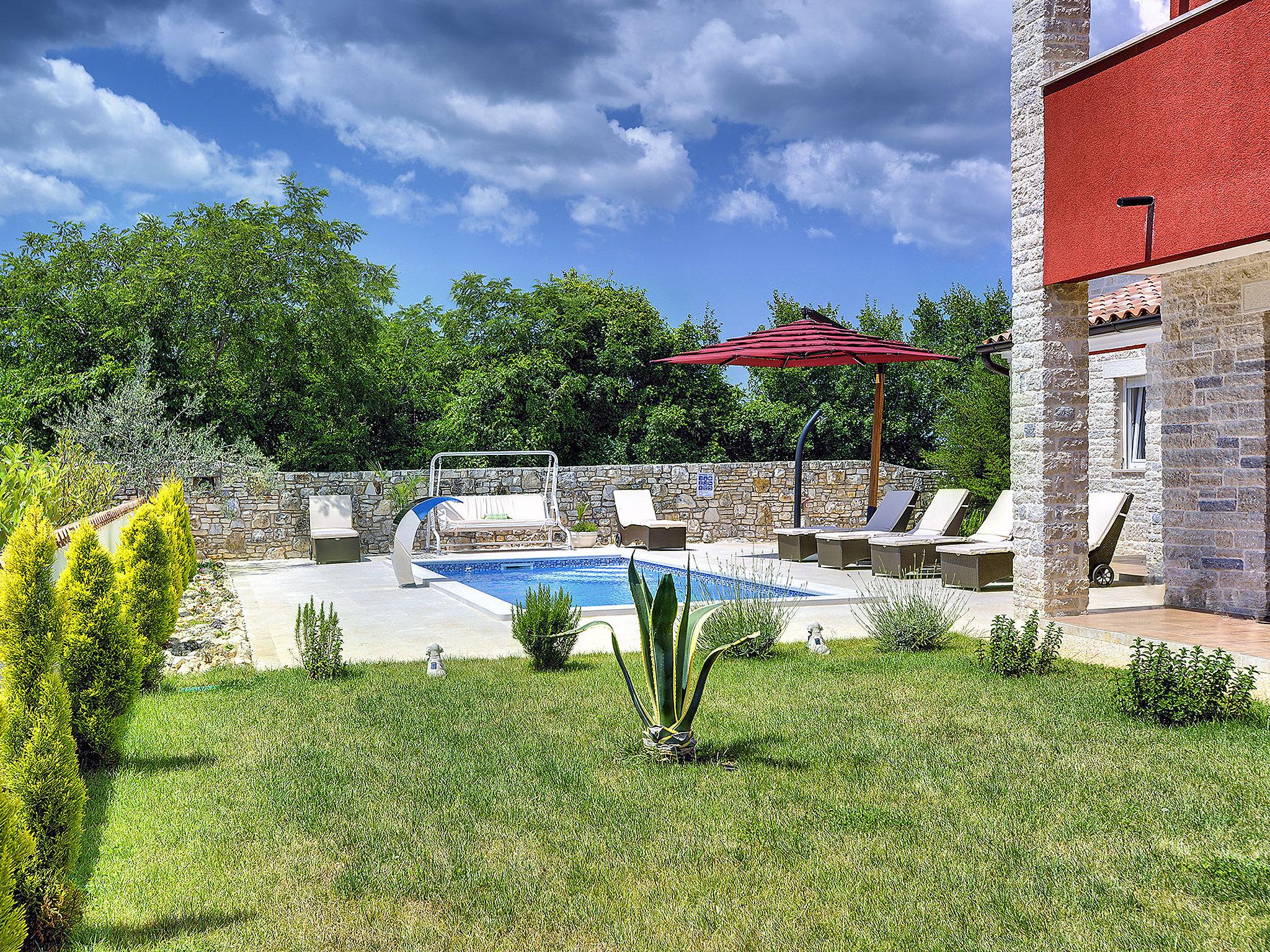 Photo 17 - Maison de 4 chambres à Marčana avec piscine privée et jardin