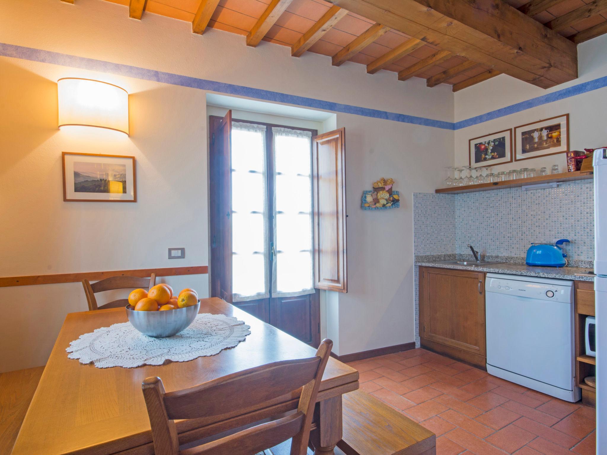 Photo 10 - 3 bedroom House in Greve in Chianti with swimming pool