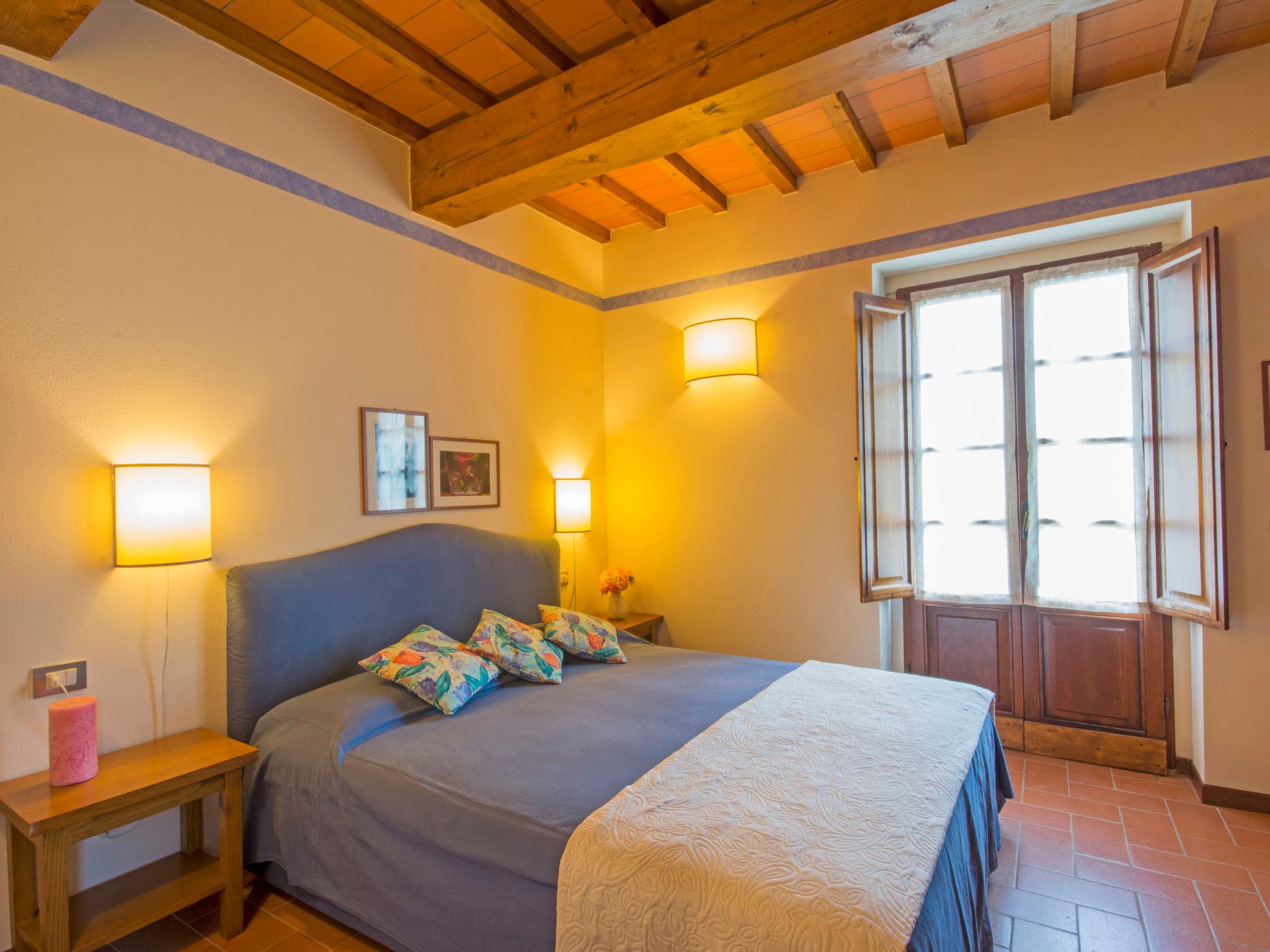 Foto 12 - Haus mit 3 Schlafzimmern in Greve in Chianti mit schwimmbad