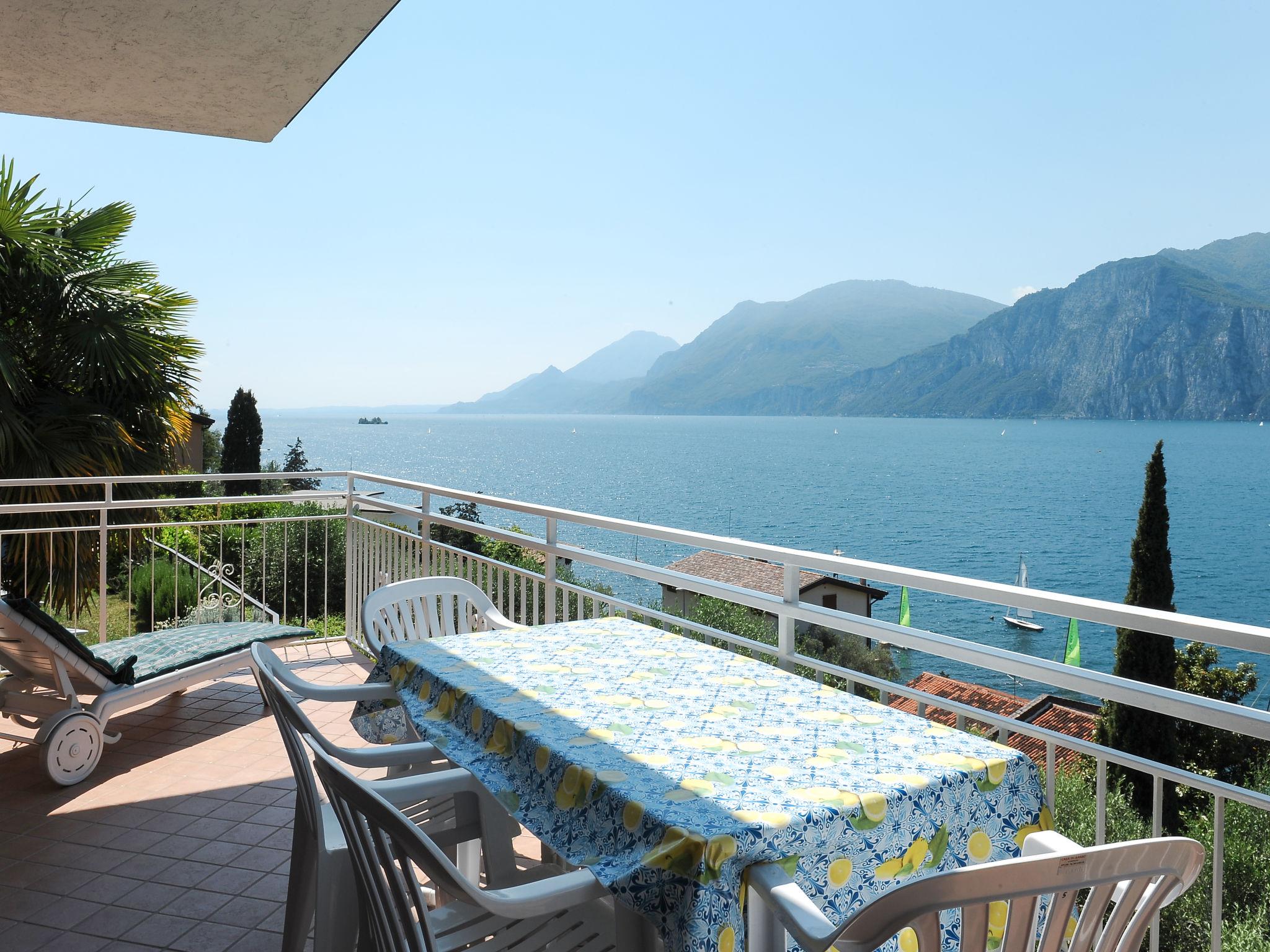 Foto 11 - Apartamento de 2 quartos em Malcesine com jardim e terraço