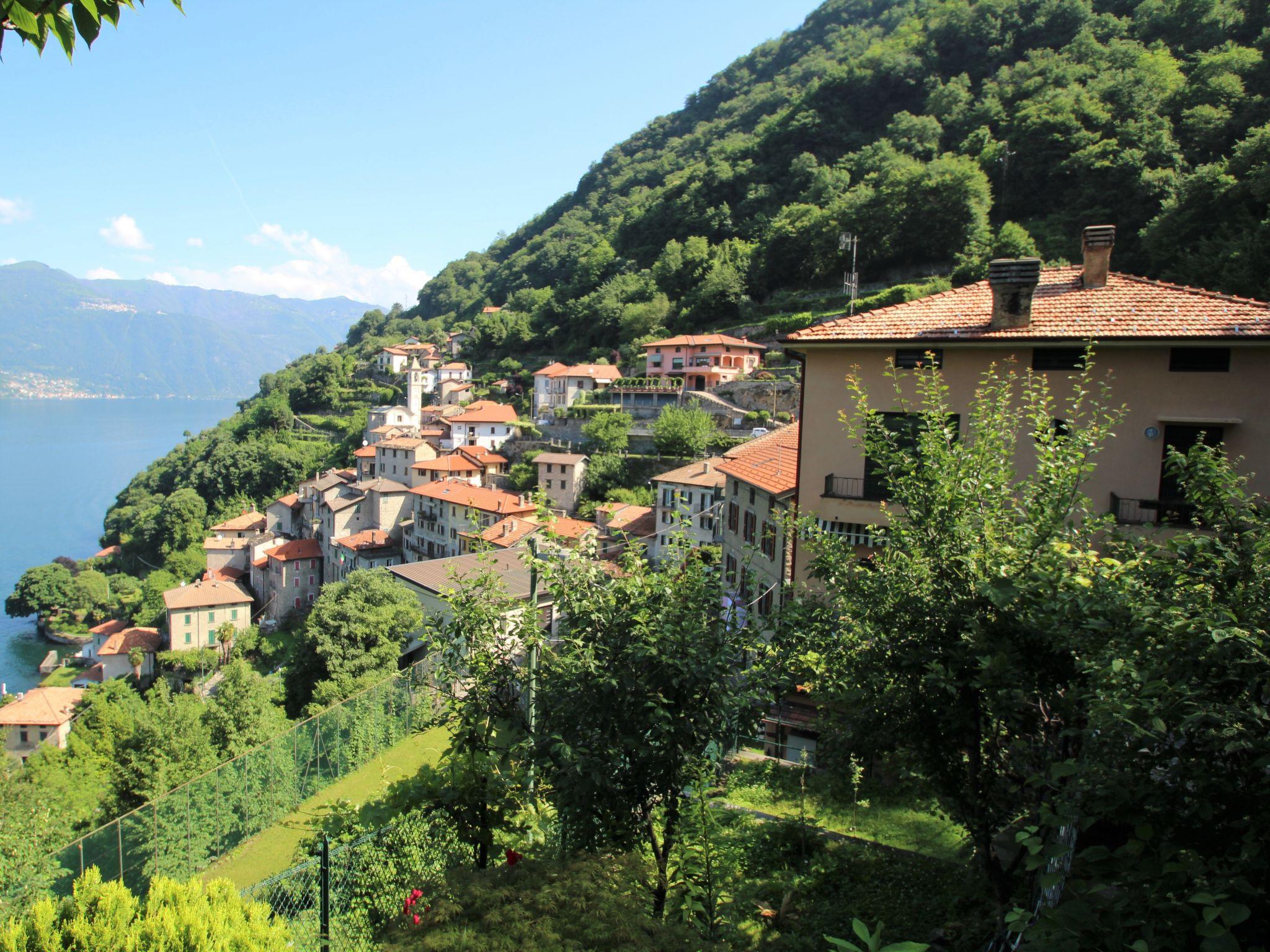 Foto 2 - Appartamento con 2 camere da letto a Nesso con giardino e terrazza