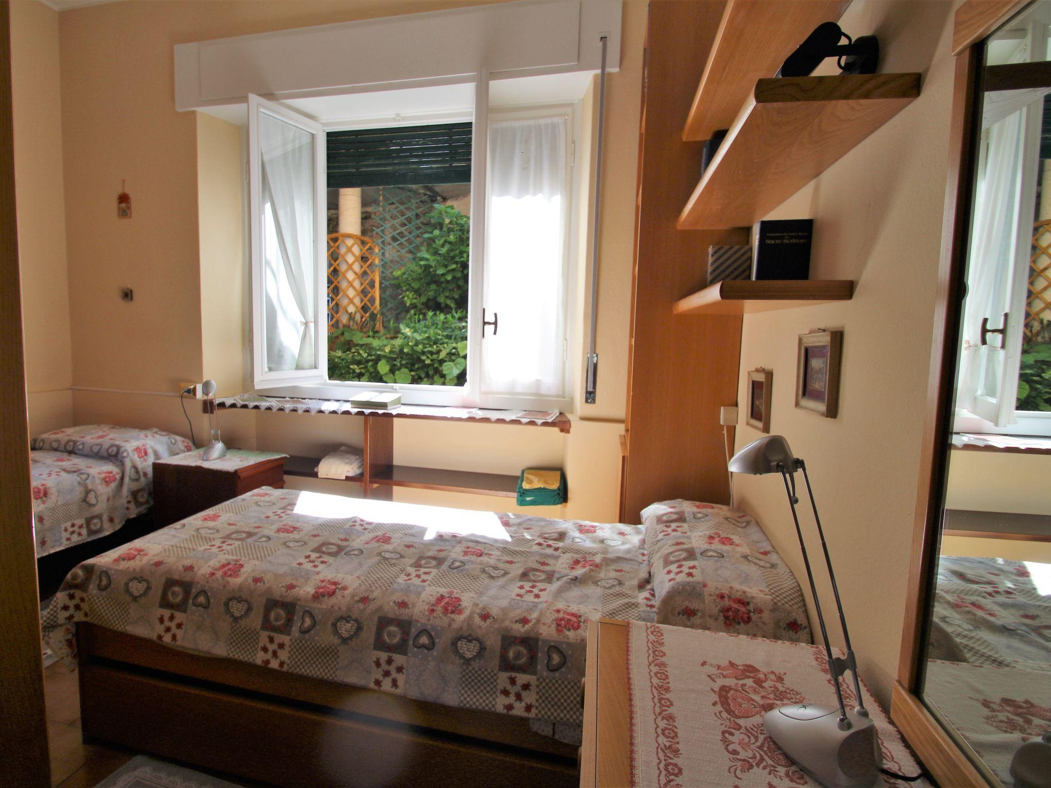 Foto 14 - Appartamento con 2 camere da letto a Nesso con terrazza e vista sulle montagne
