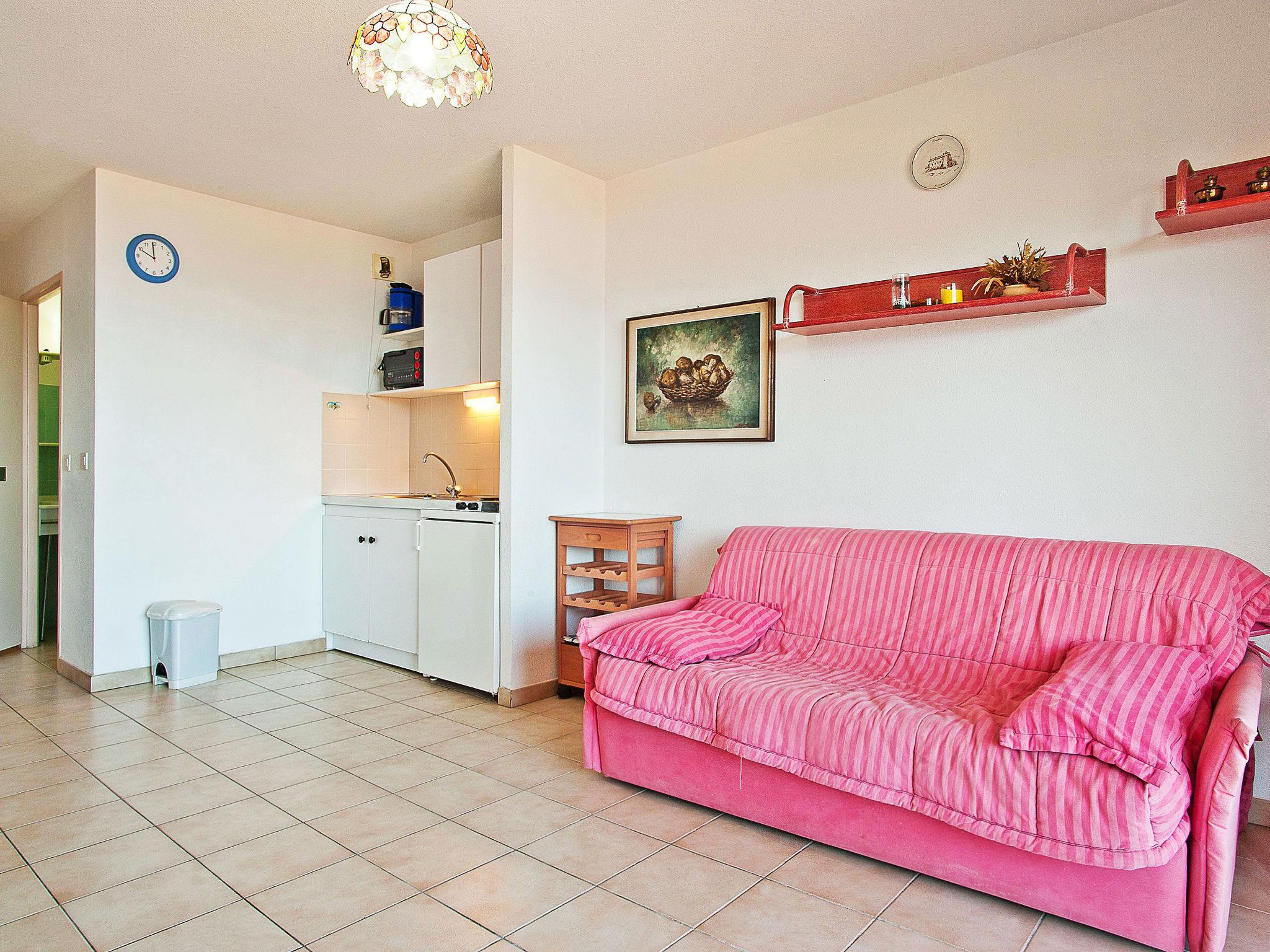 Foto 7 - Appartamento con 2 camere da letto a Saint-Florent con piscina e vista mare