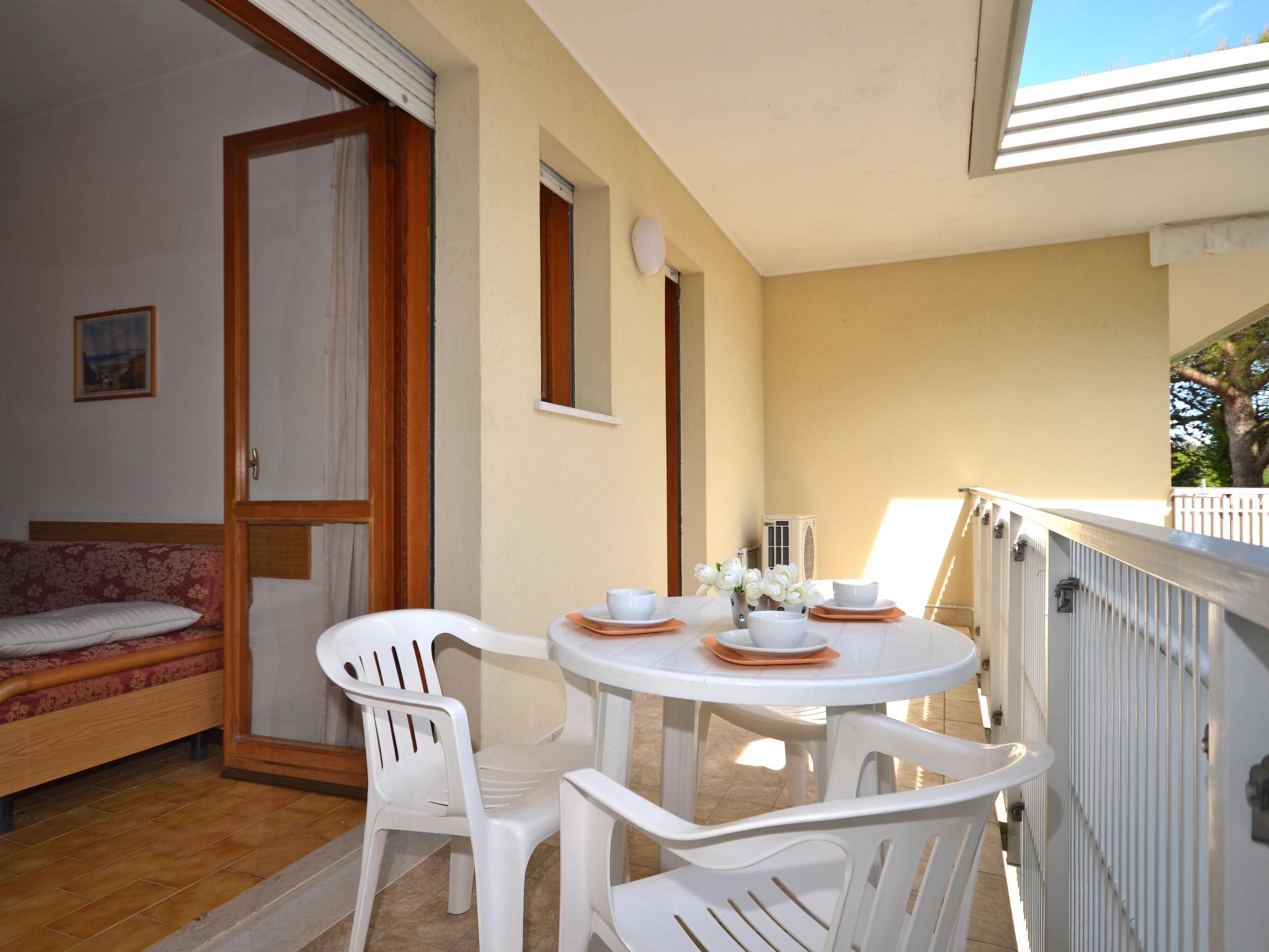 Foto 7 - Apartamento de 1 quarto em San Michele al Tagliamento com vistas do mar