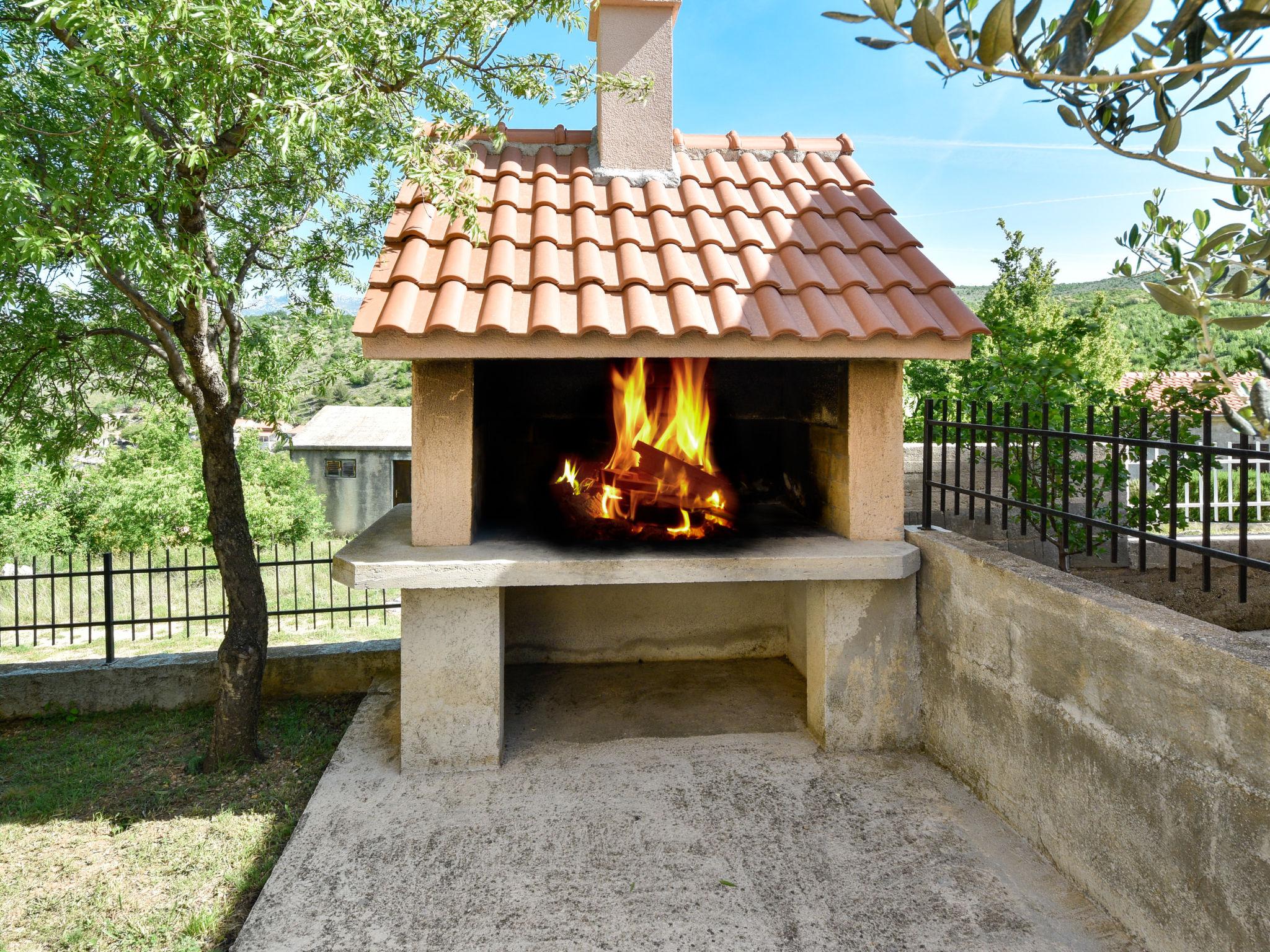 Photo 15 - Maison de 3 chambres à Obrovac avec terrasse et vues à la mer