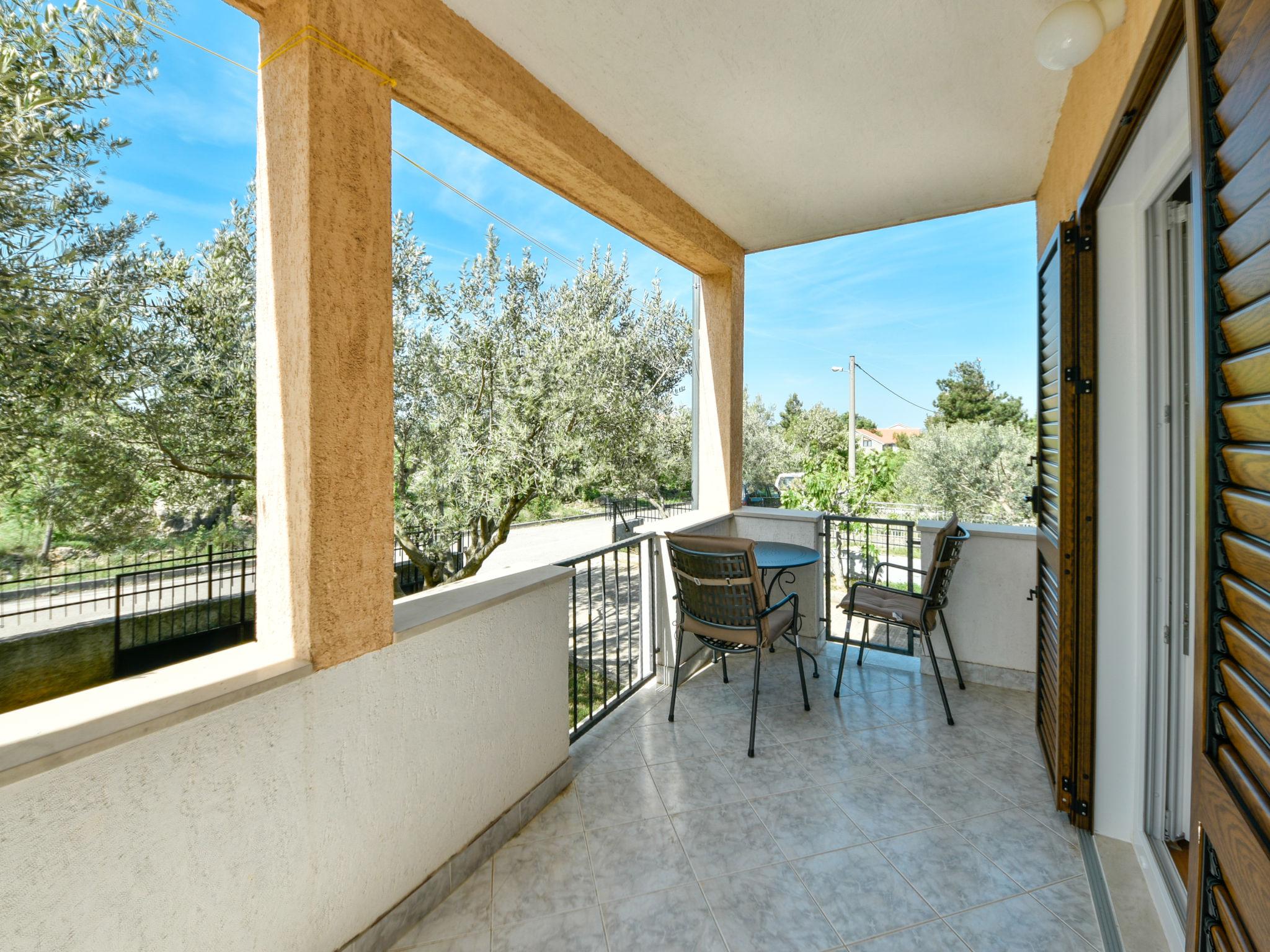 Foto 12 - Casa con 3 camere da letto a Obrovac con terrazza e vista mare