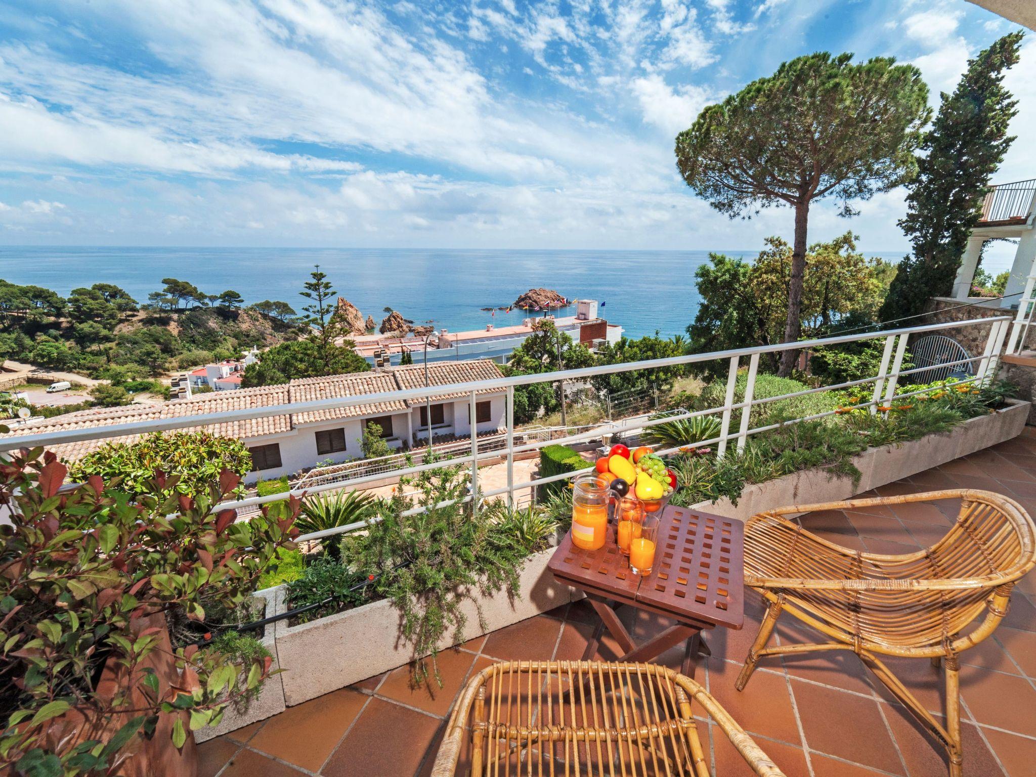 Foto 3 - Haus mit 3 Schlafzimmern in Tossa de Mar mit schwimmbad und blick aufs meer