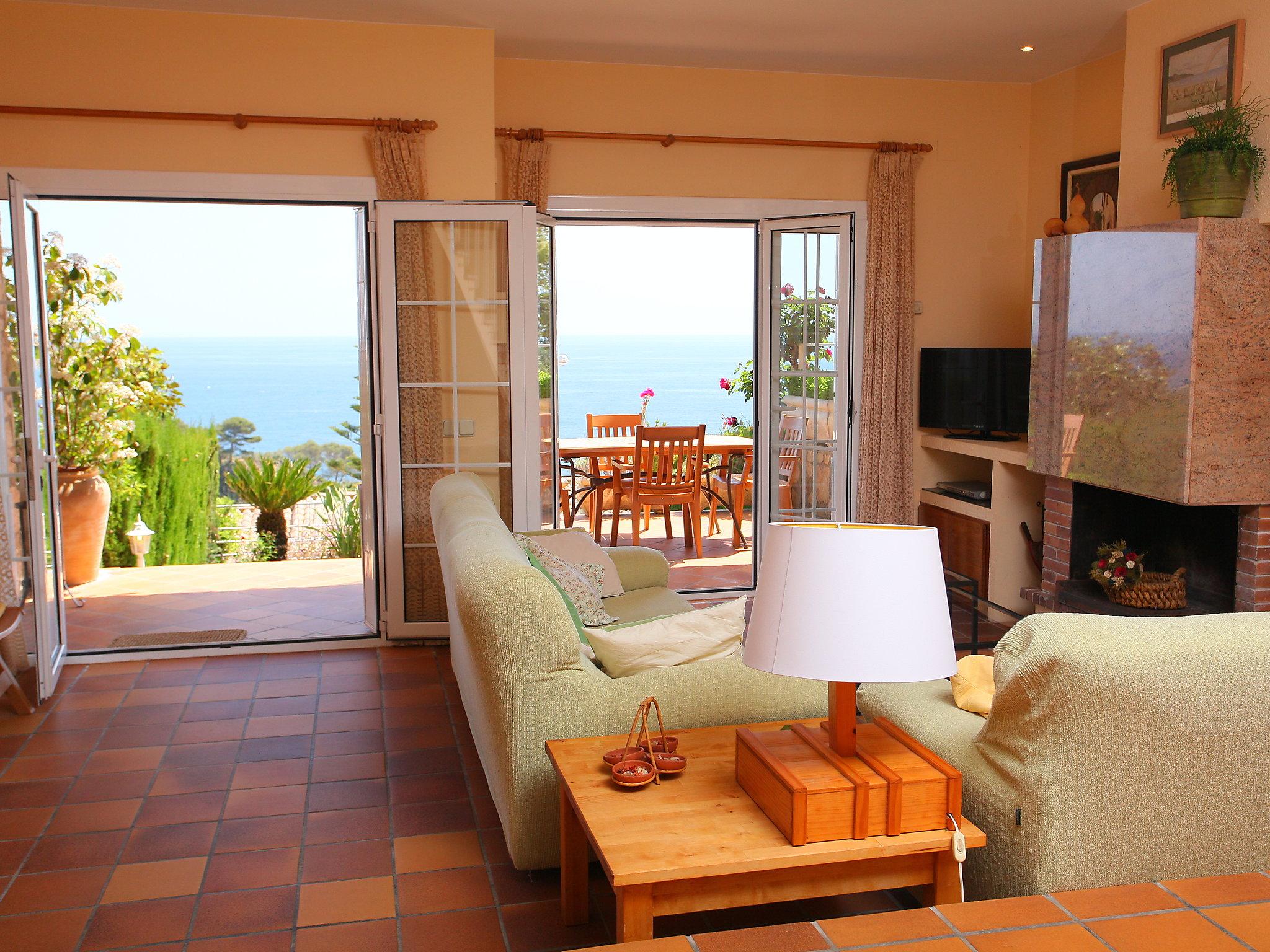 Foto 4 - Casa de 3 habitaciones en Tossa de Mar con piscina y vistas al mar