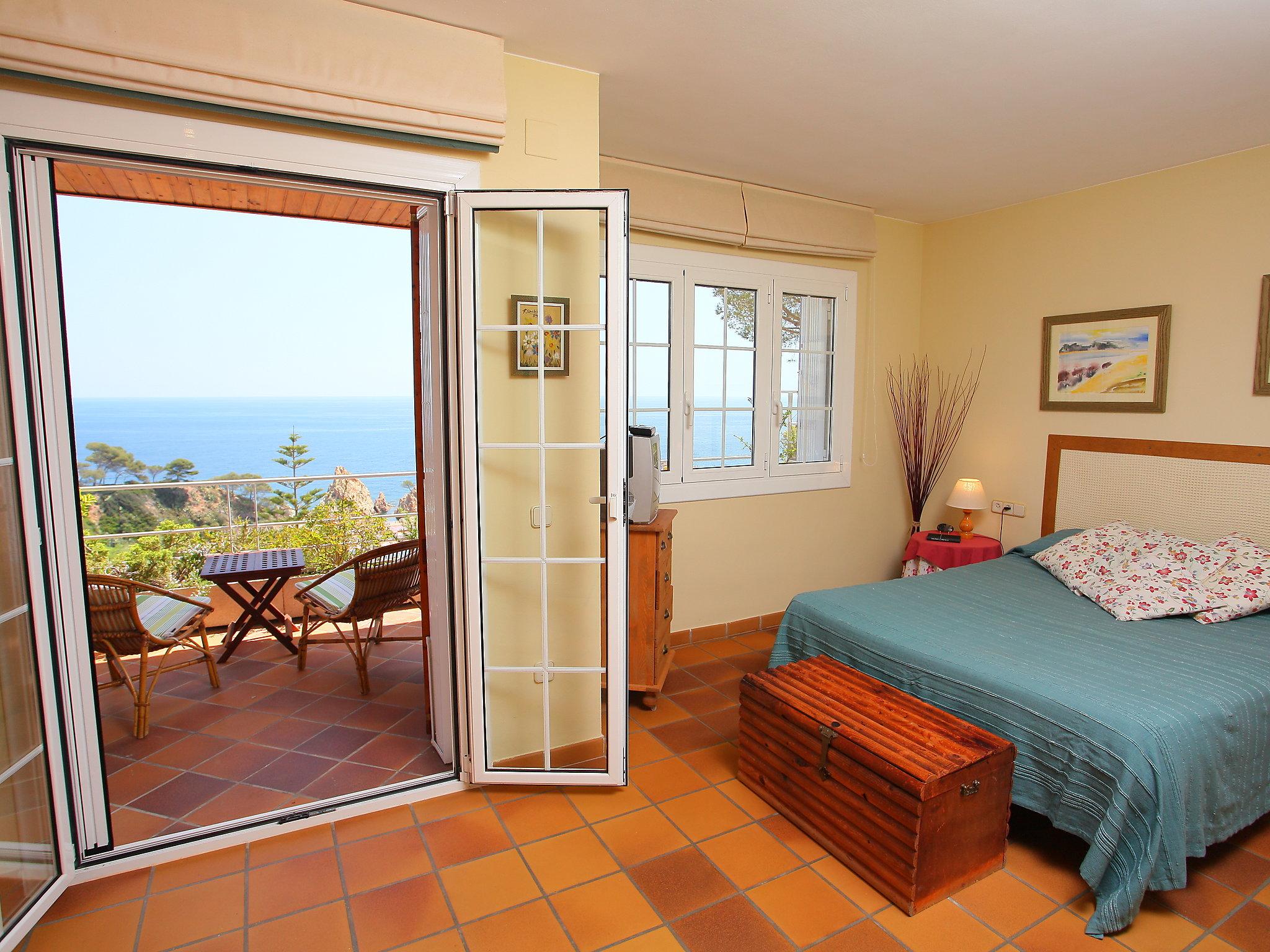 Foto 10 - Haus mit 3 Schlafzimmern in Tossa de Mar mit schwimmbad und blick aufs meer