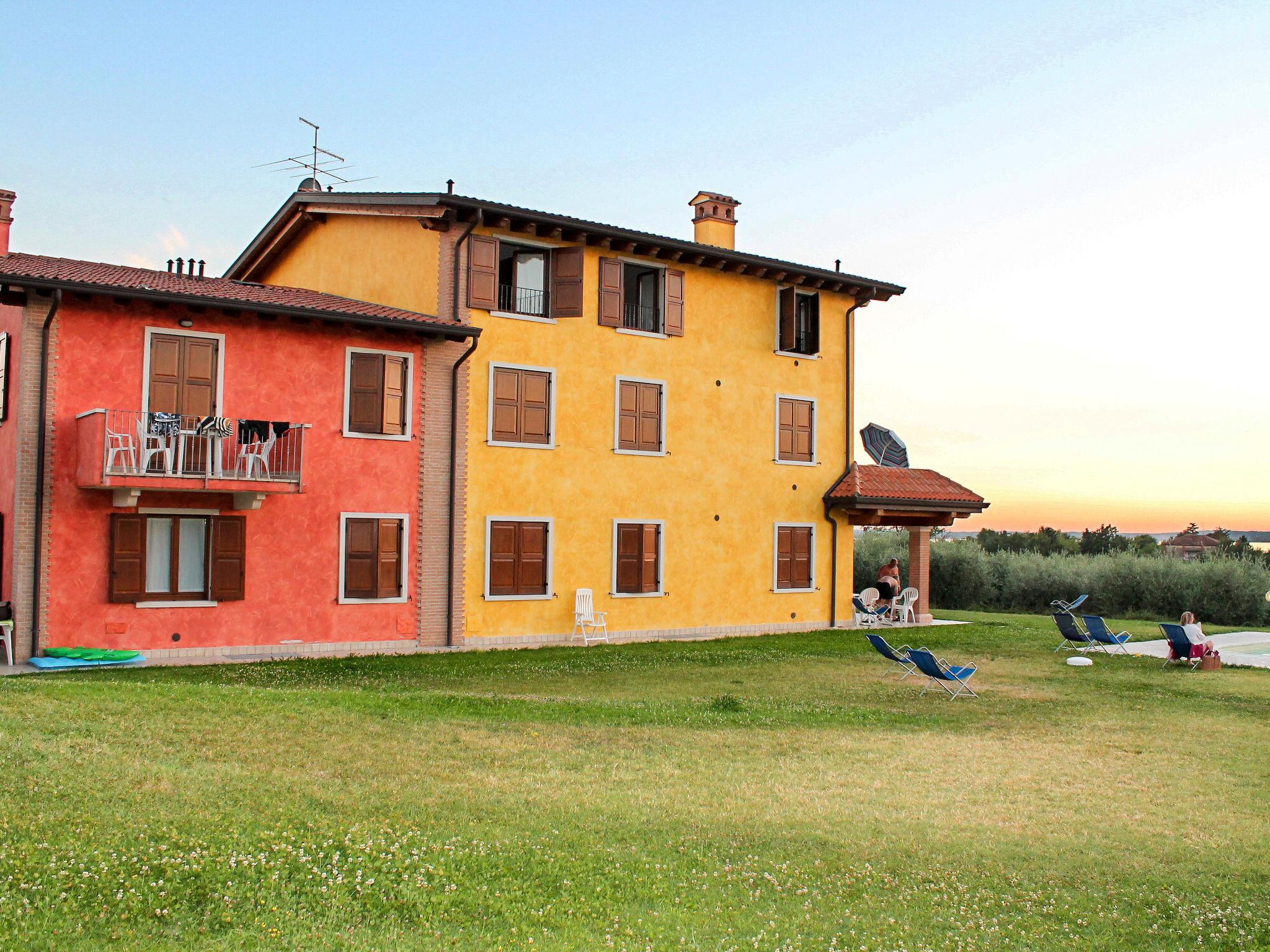 Foto 10 - Apartment mit 2 Schlafzimmern in Lazise mit schwimmbad und blick auf die berge