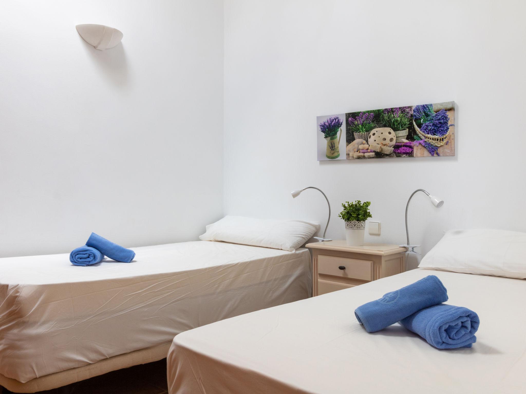 Foto 12 - Appartamento con 2 camere da letto a Estepona con terrazza e vista mare