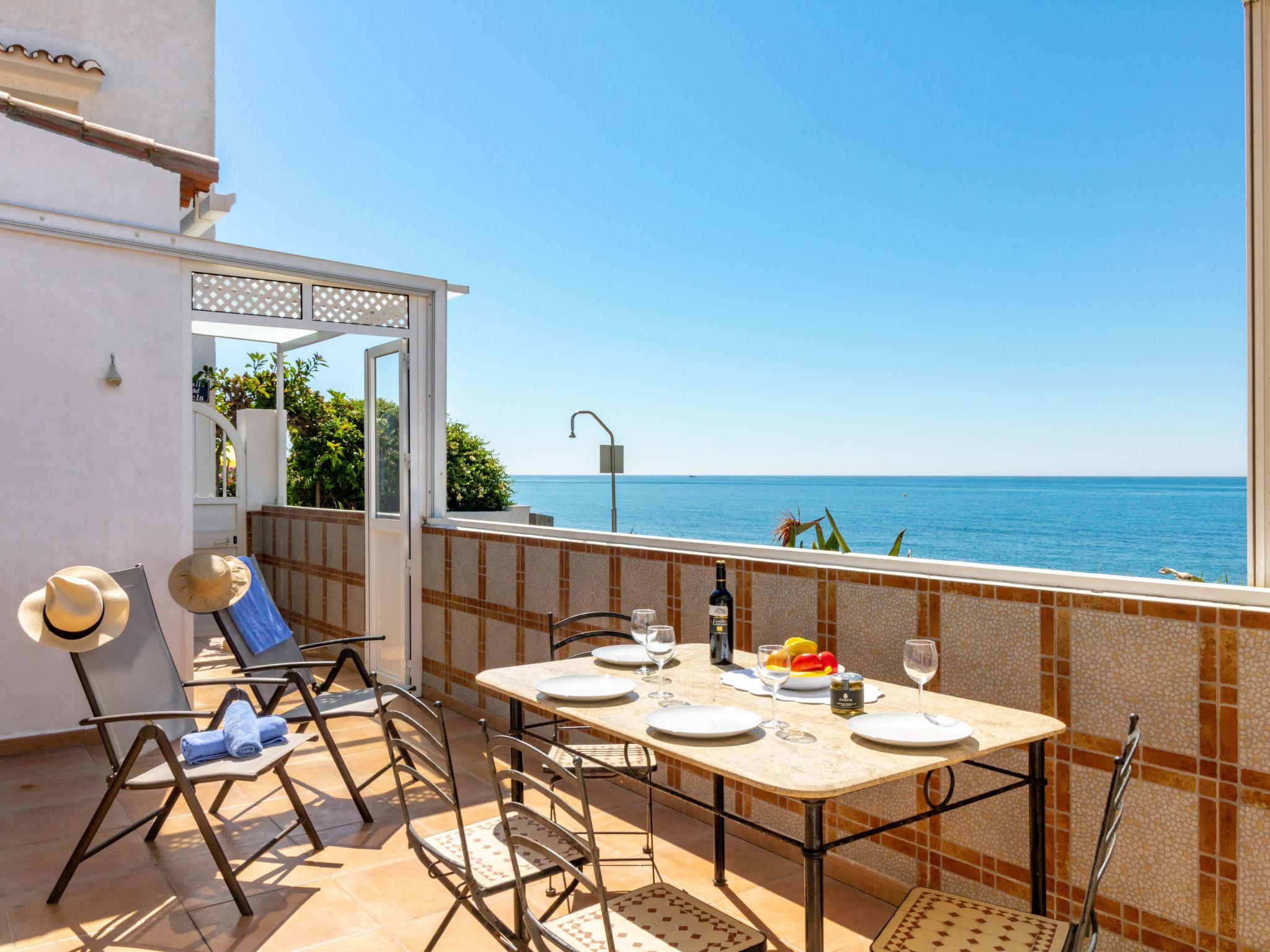 Foto 1 - Apartamento de 2 quartos em Estepona com terraço e vistas do mar