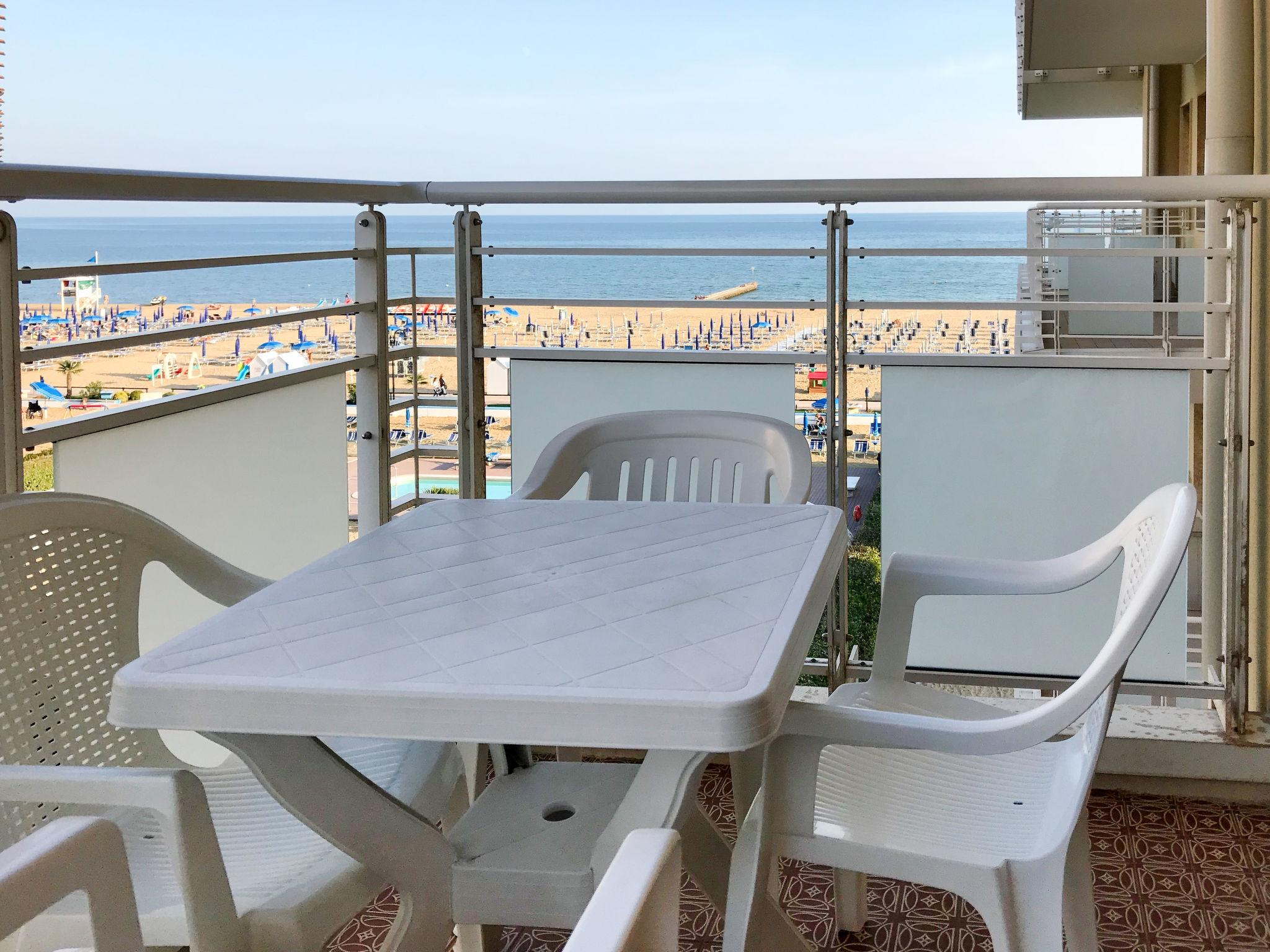 Photo 3 - Appartement en Jesolo avec vues à la mer