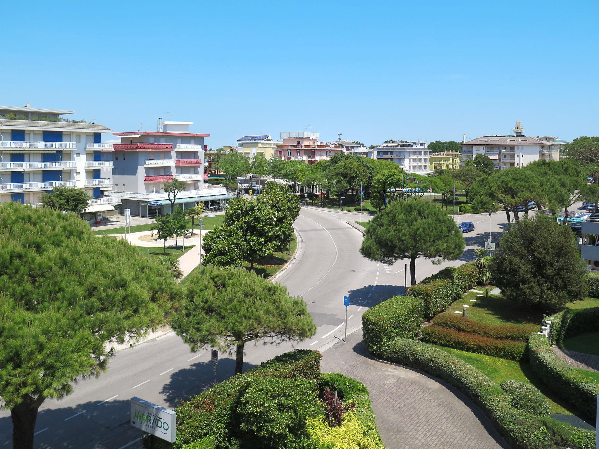 Foto 14 - Apartamento en Jesolo con vistas al mar