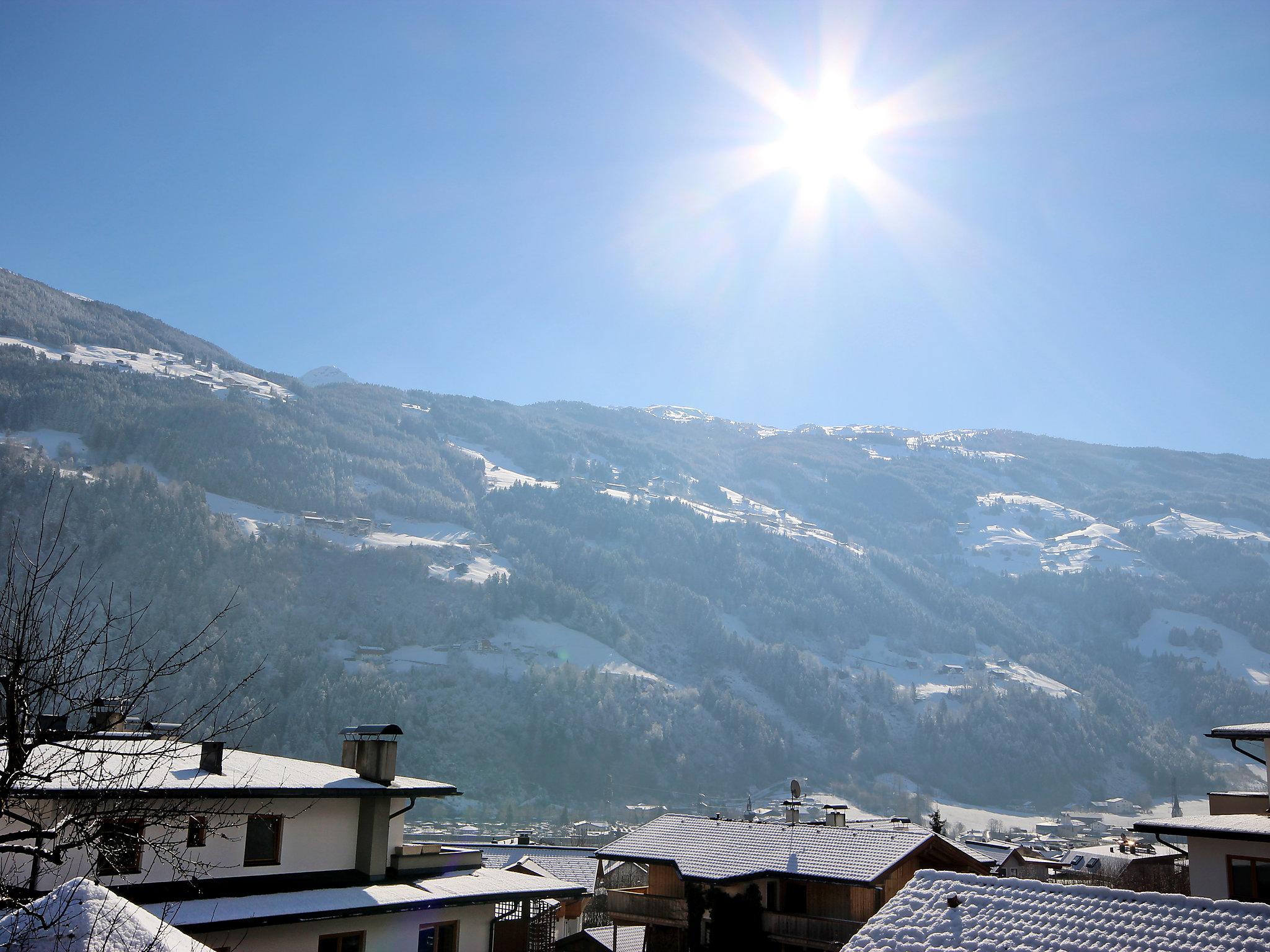 Foto 24 - Appartamento con 2 camere da letto a Aschau im Zillertal