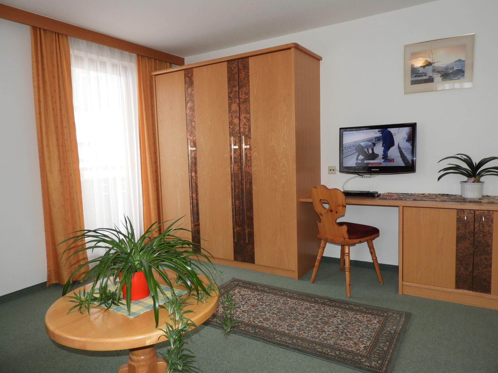 Photo 7 - 1 bedroom Apartment in Spiss with garden and sauna