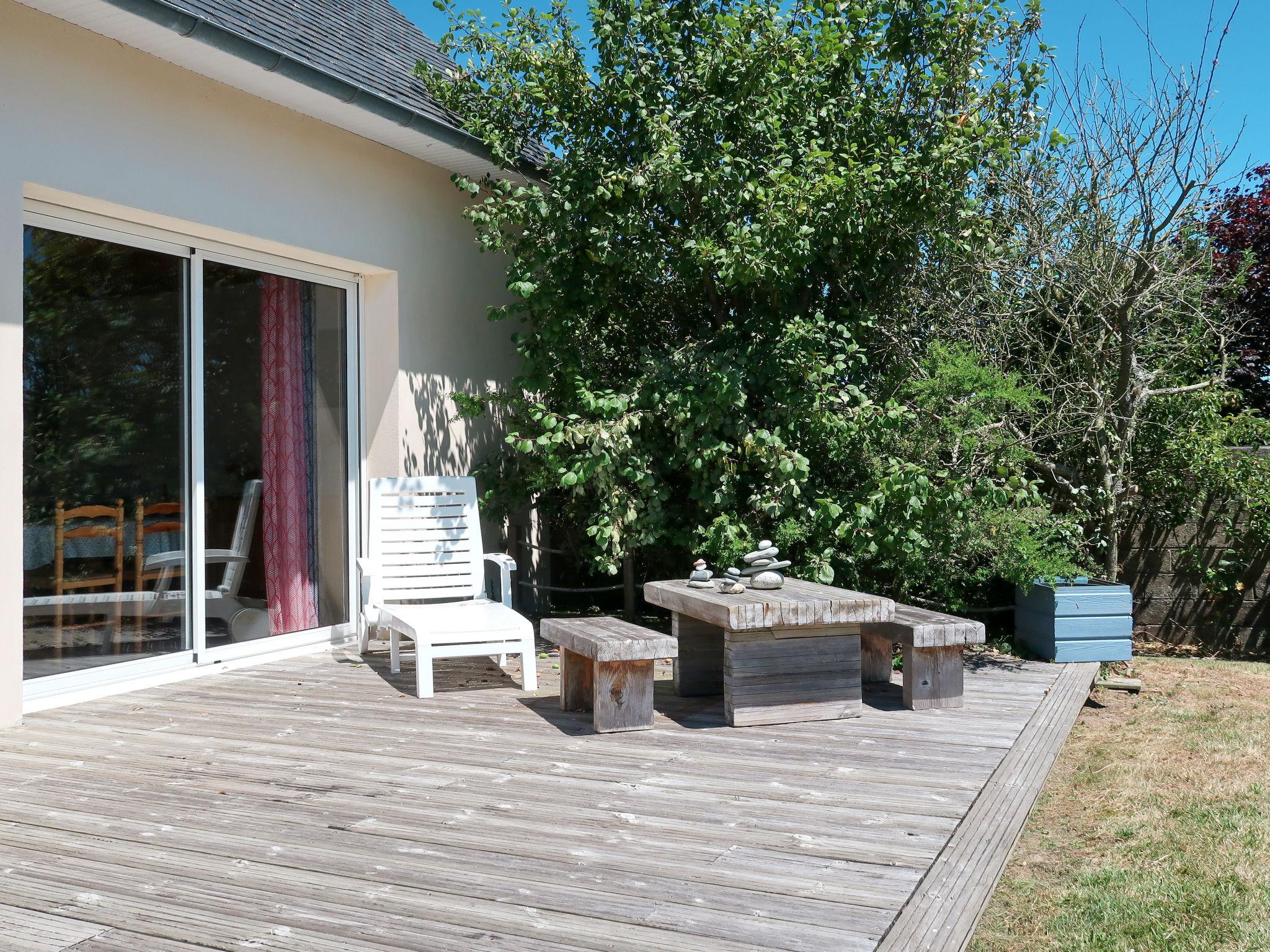 Foto 10 - Casa de 3 quartos em Primelin com jardim e vistas do mar