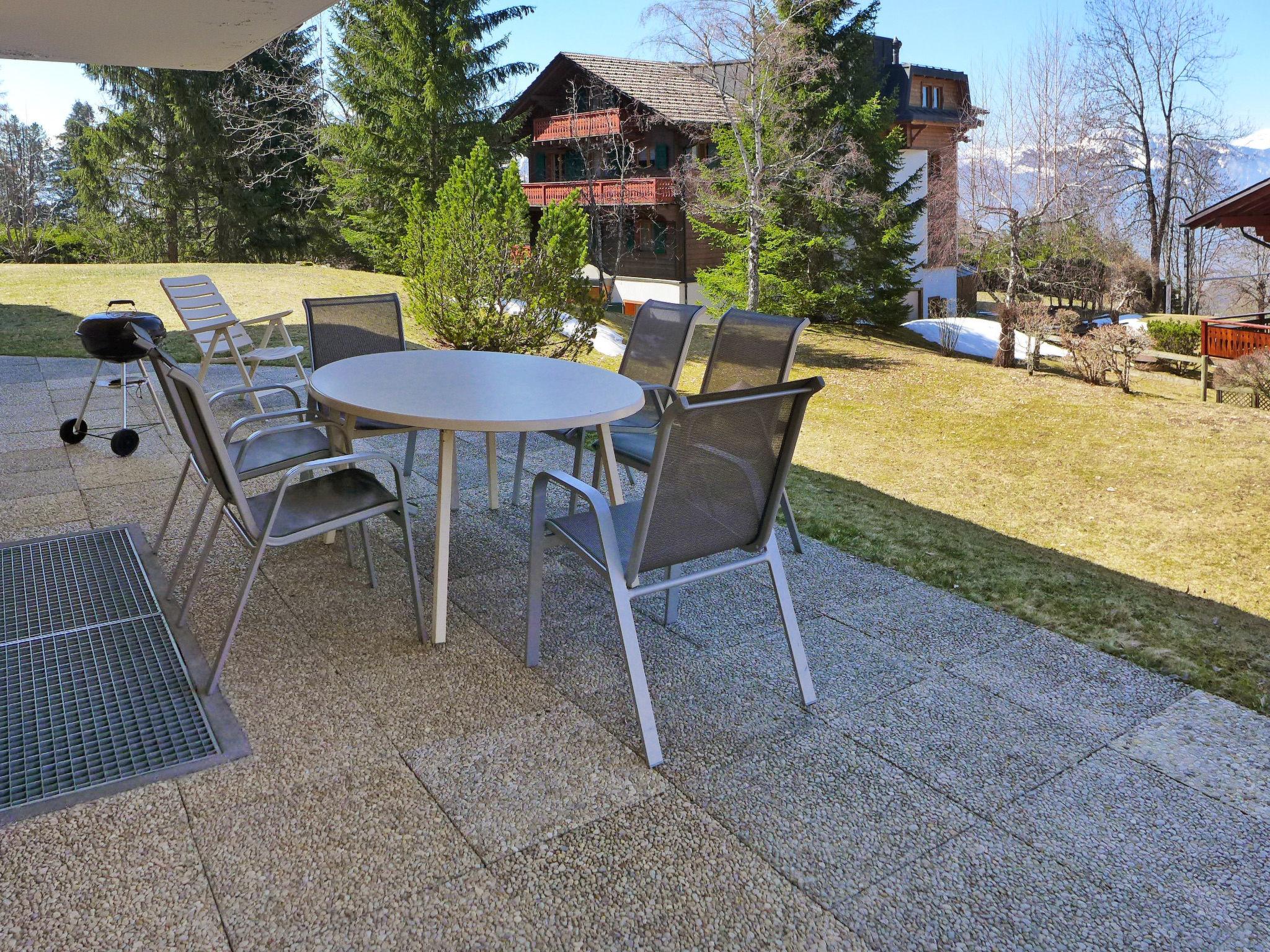 Foto 5 - Apartment mit 4 Schlafzimmern in Ollon mit garten und terrasse