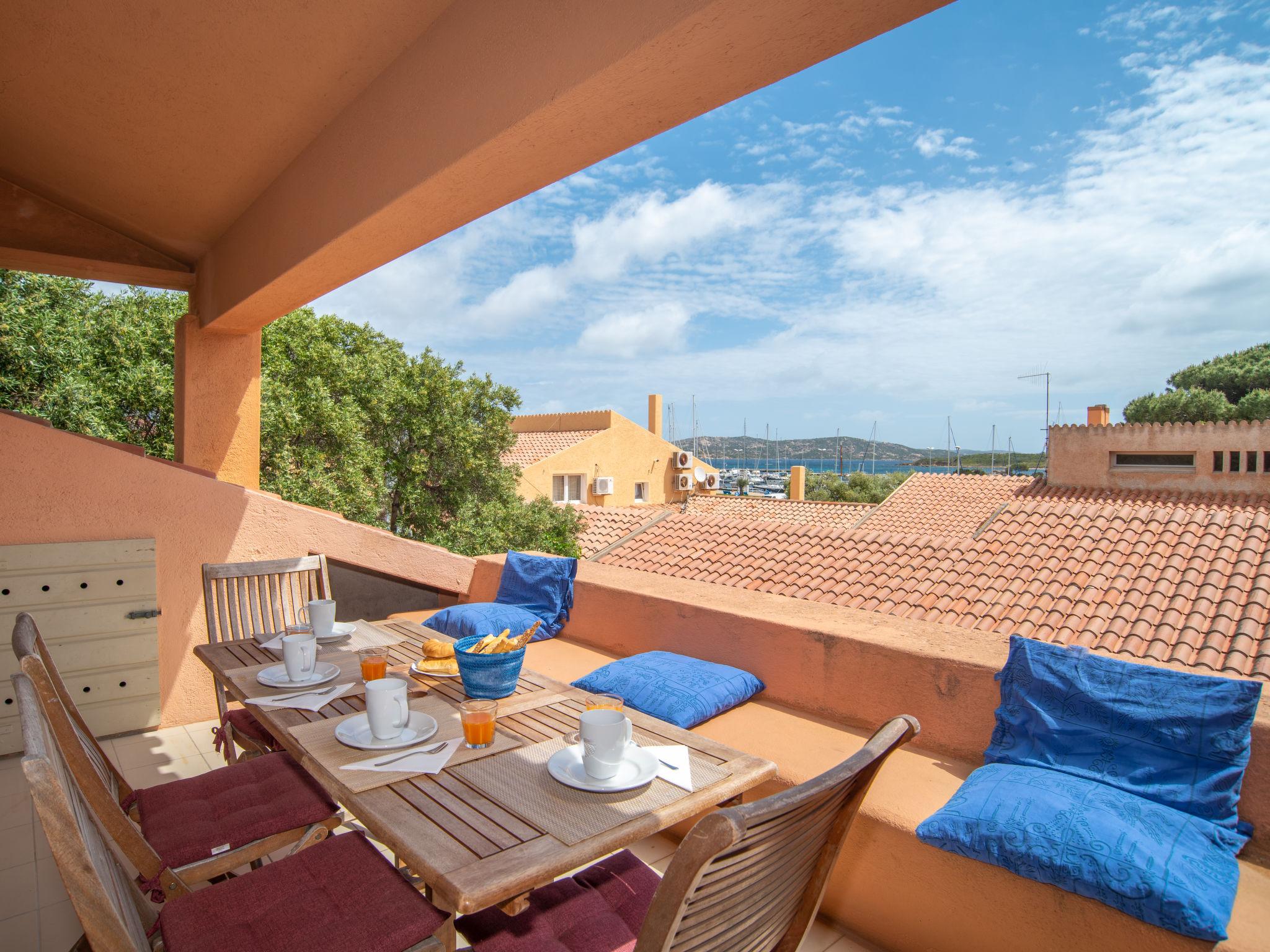 Photo 1 - Appartement de 2 chambres à Palau avec terrasse et vues à la mer