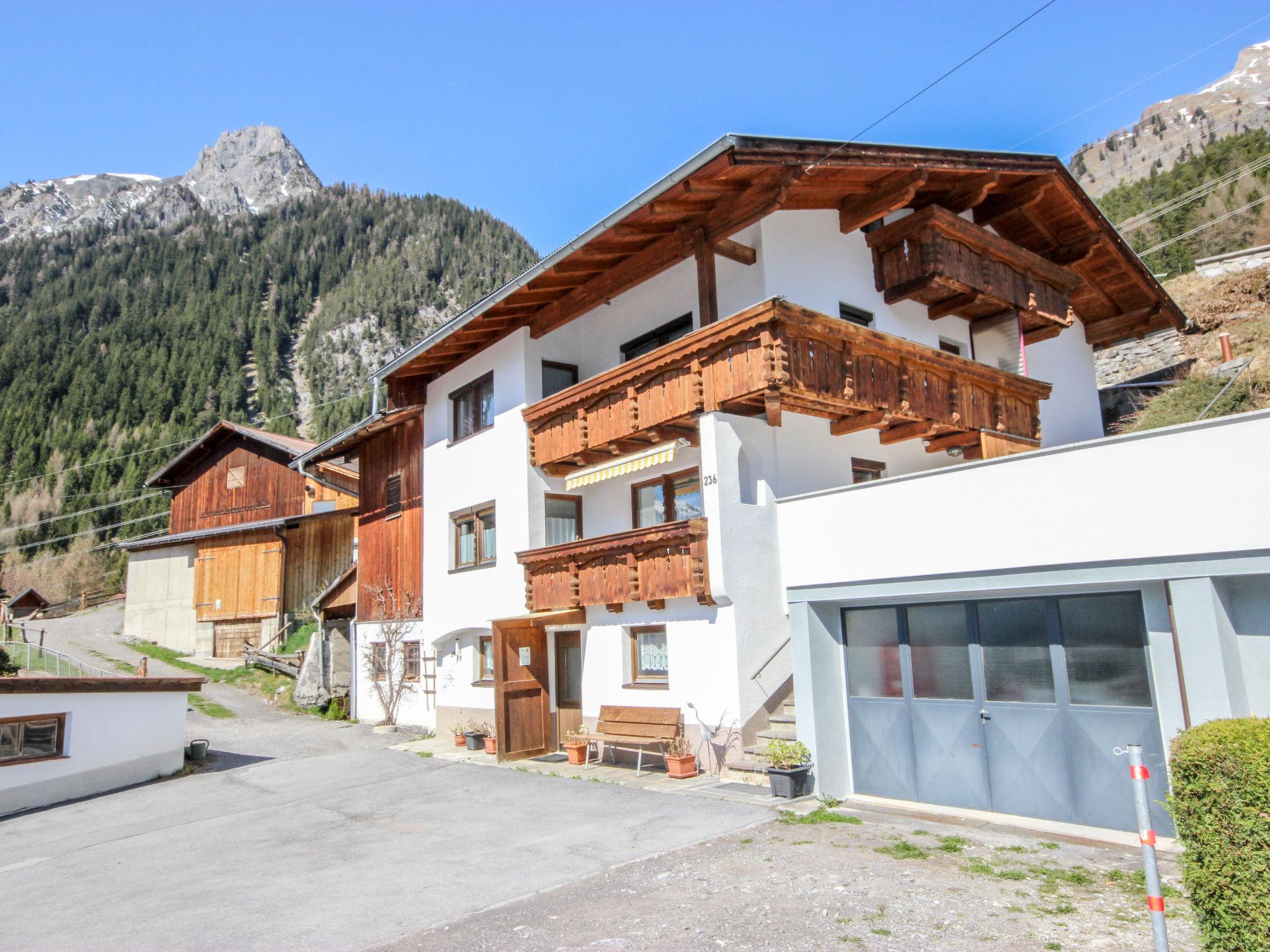 Photo 28 - Maison de 5 chambres à Flirsch avec jardin et terrasse