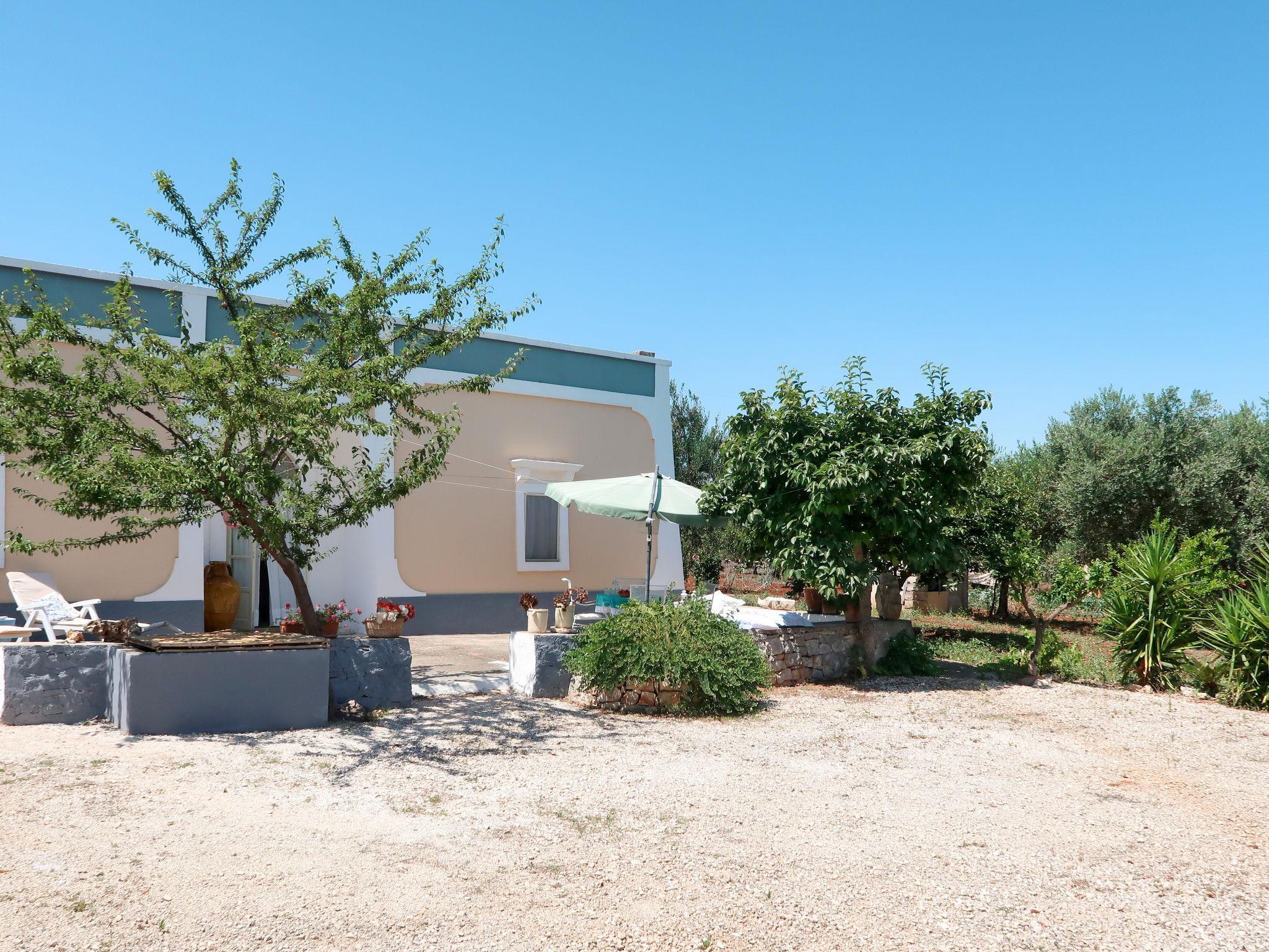 Foto 2 - Casa de 2 habitaciones en Martina Franca con jardín y vistas al mar