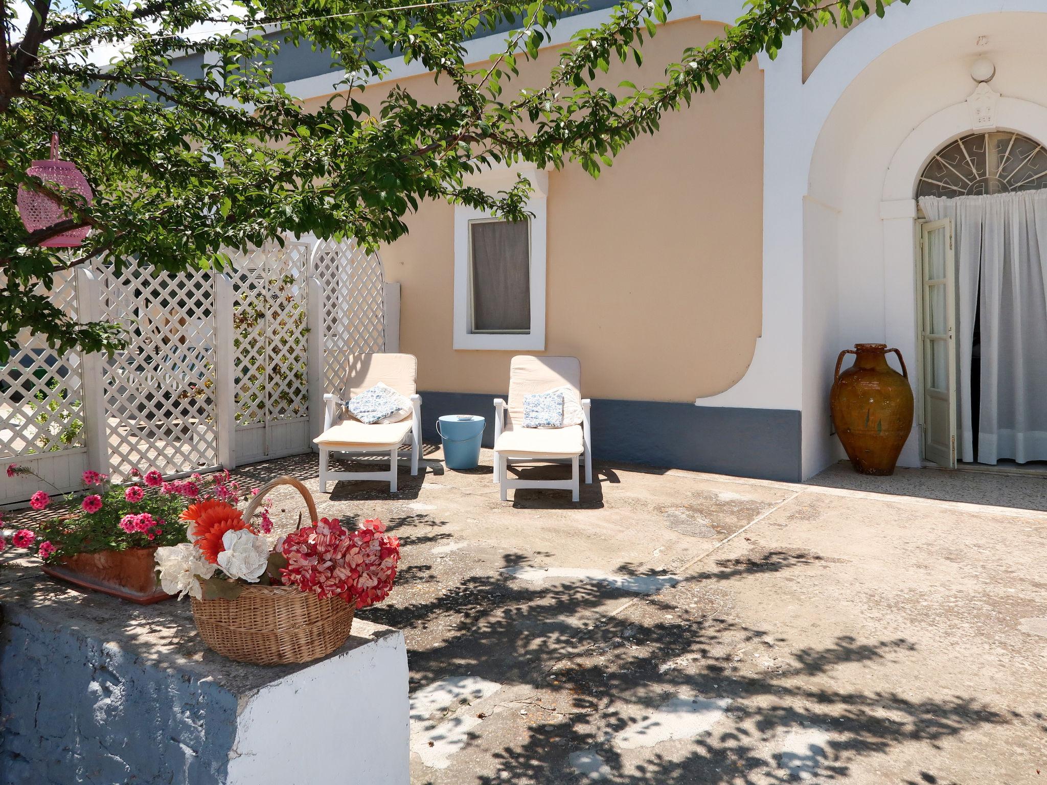 Photo 1 - Maison de 2 chambres à Martina Franca avec jardin et vues à la mer