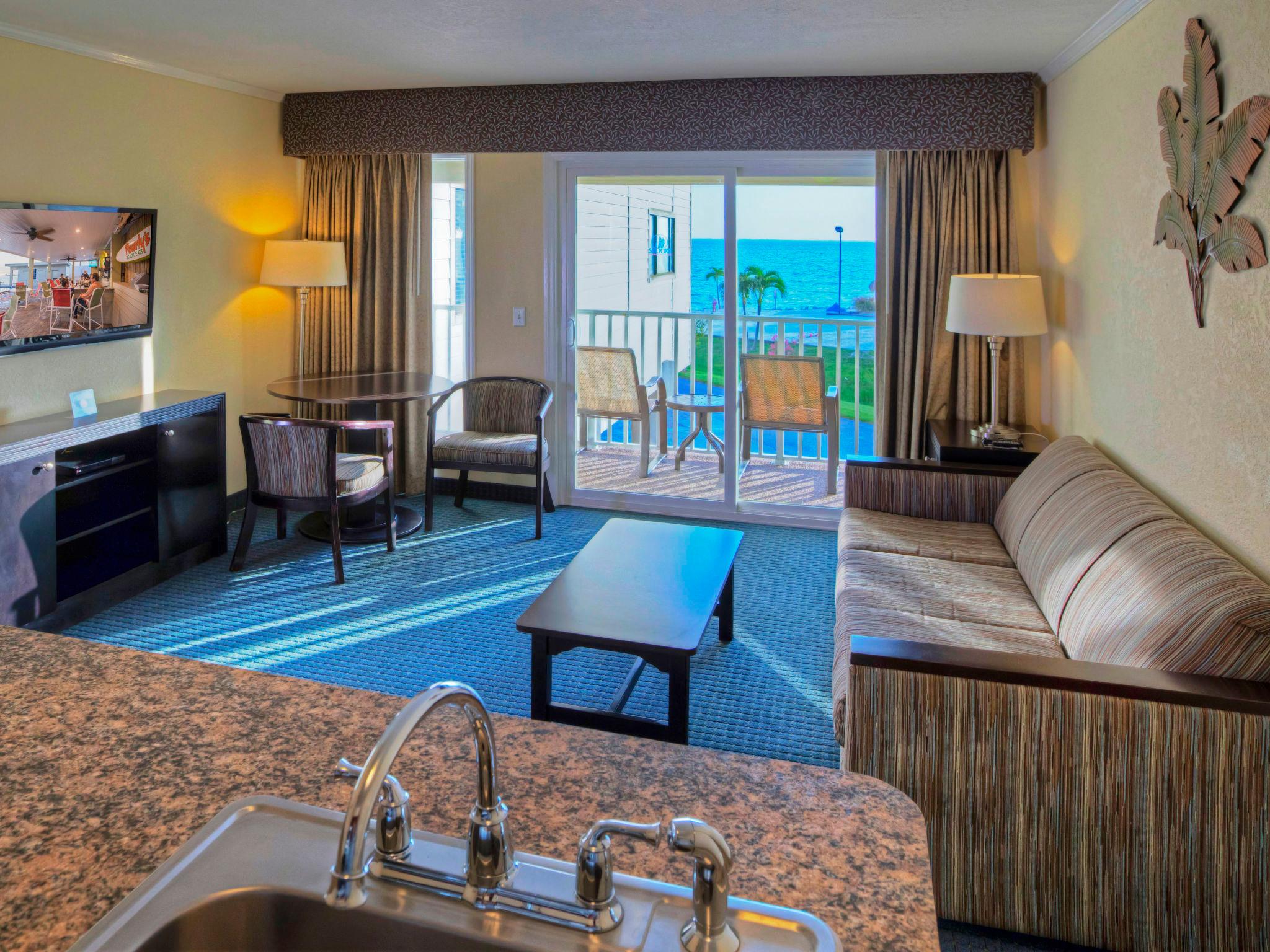 Photo 7 - Appartement de 1 chambre à Tampa avec piscine et vues à la mer