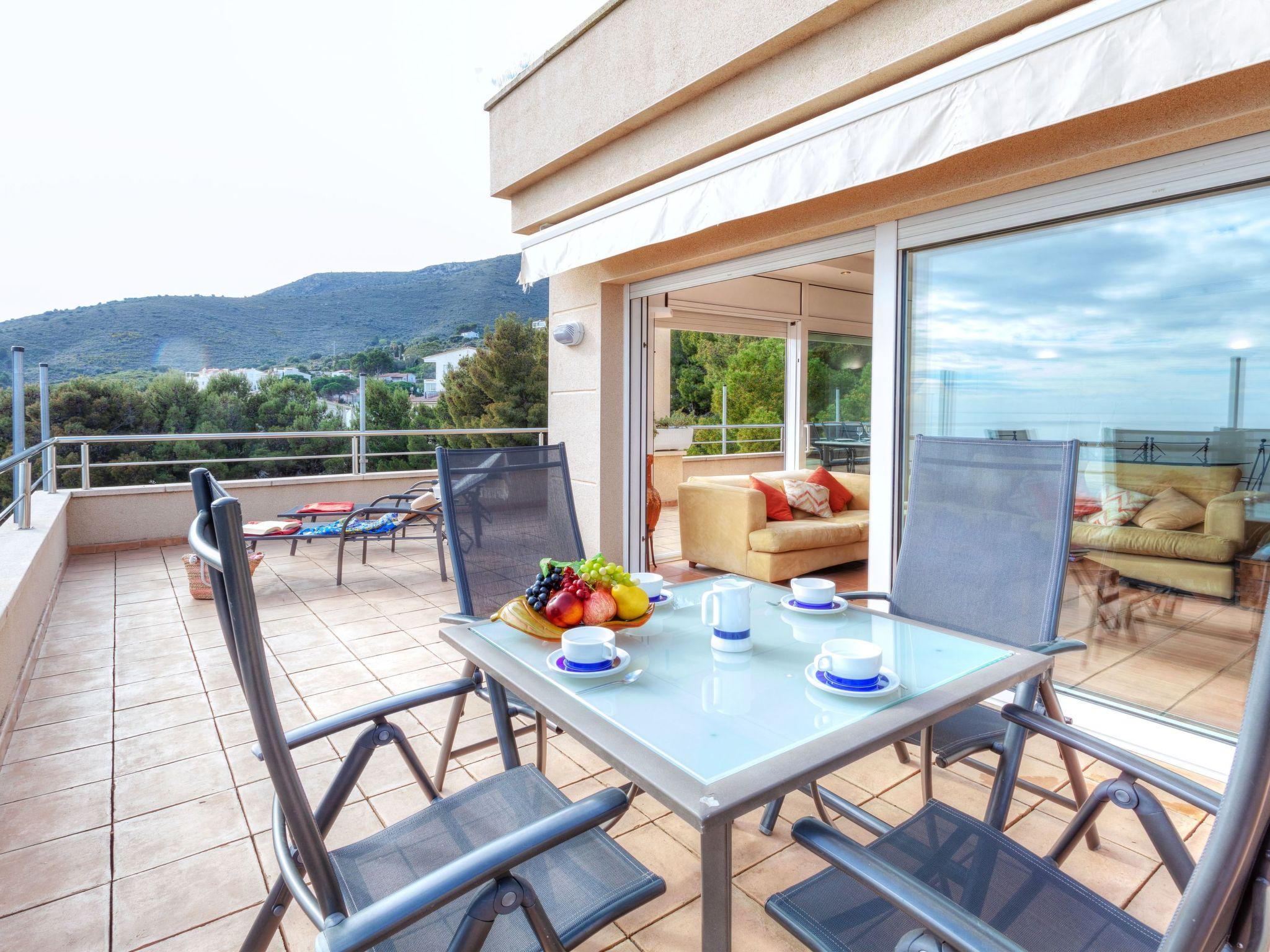 Photo 13 - Appartement de 3 chambres à Llançà avec piscine et jardin