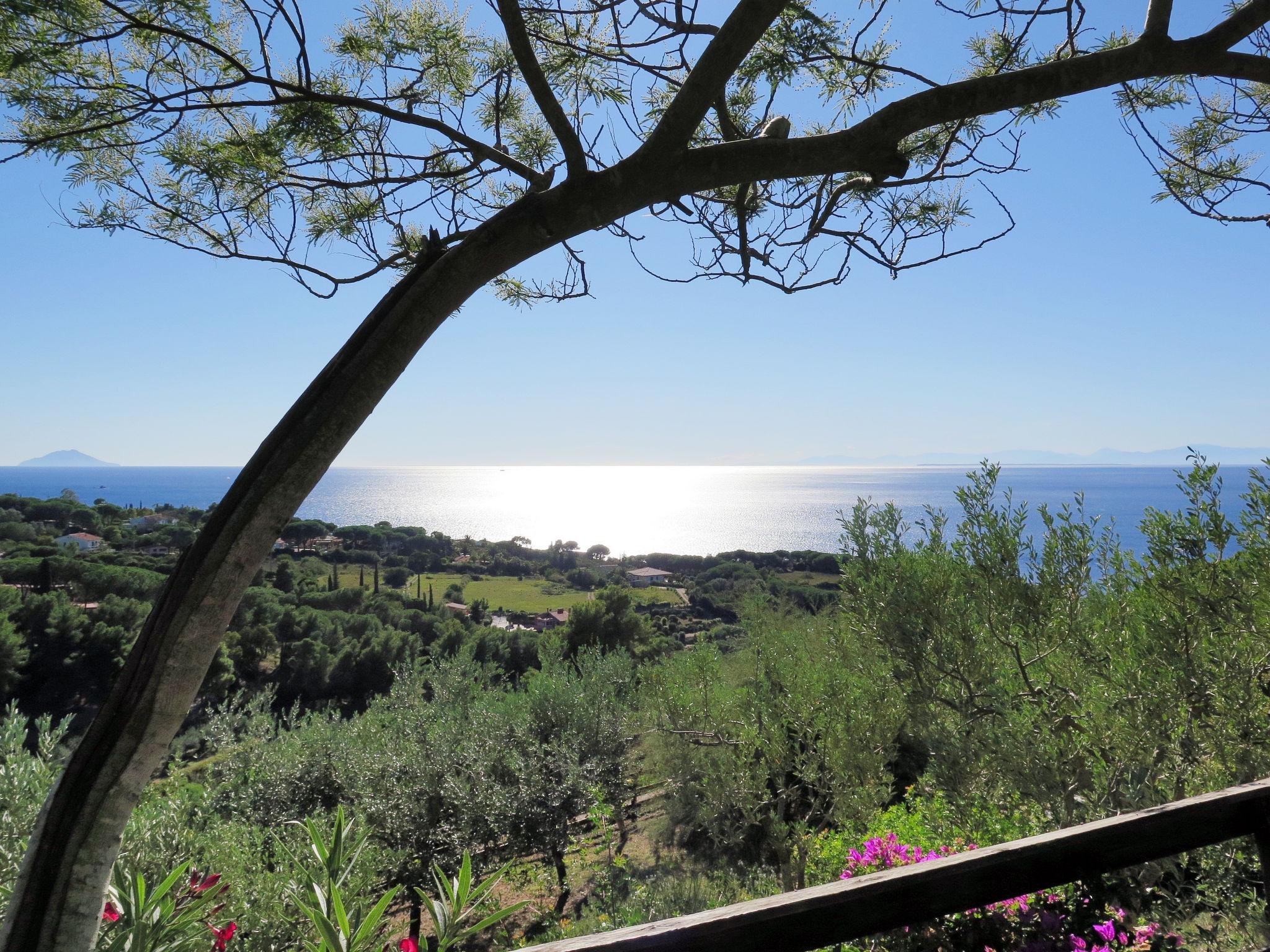 Photo 22 - Maison de 1 chambre à Capoliveri avec jardin et vues à la mer