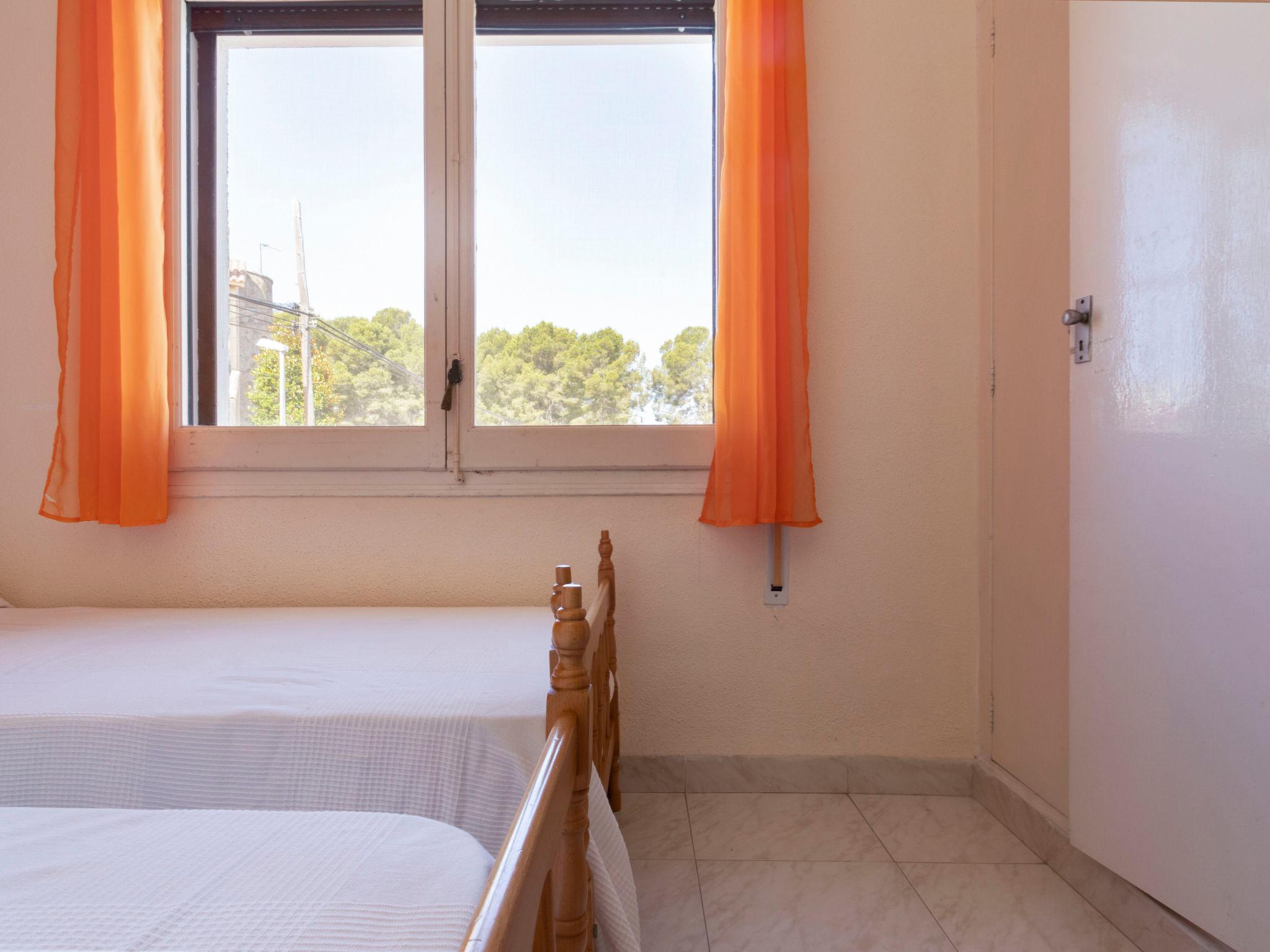 Foto 20 - Apartamento de 2 habitaciones en Torredembarra con terraza y vistas al mar