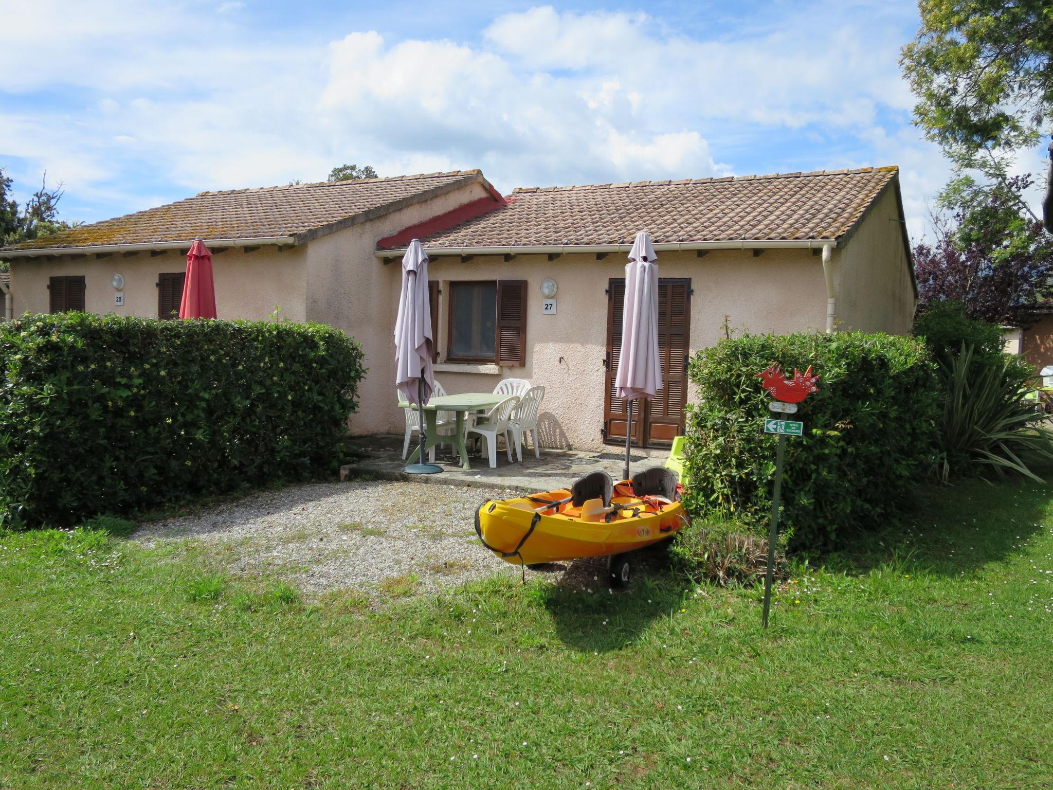 Photo 1 - Maison de 1 chambre à Talasani avec jardin et vues à la mer