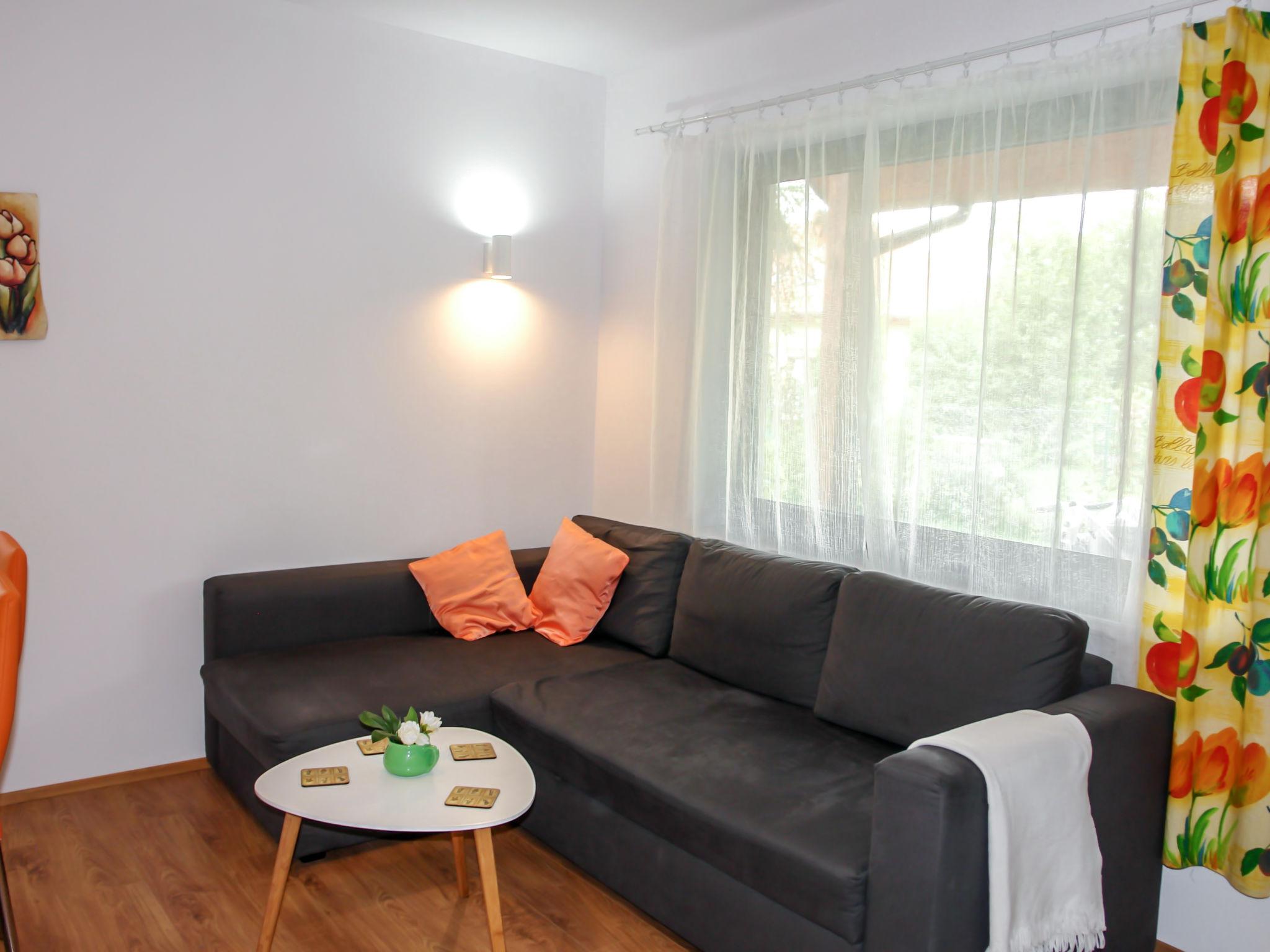 Photo 6 - 2 bedroom Apartment in Mielno with garden and terrace