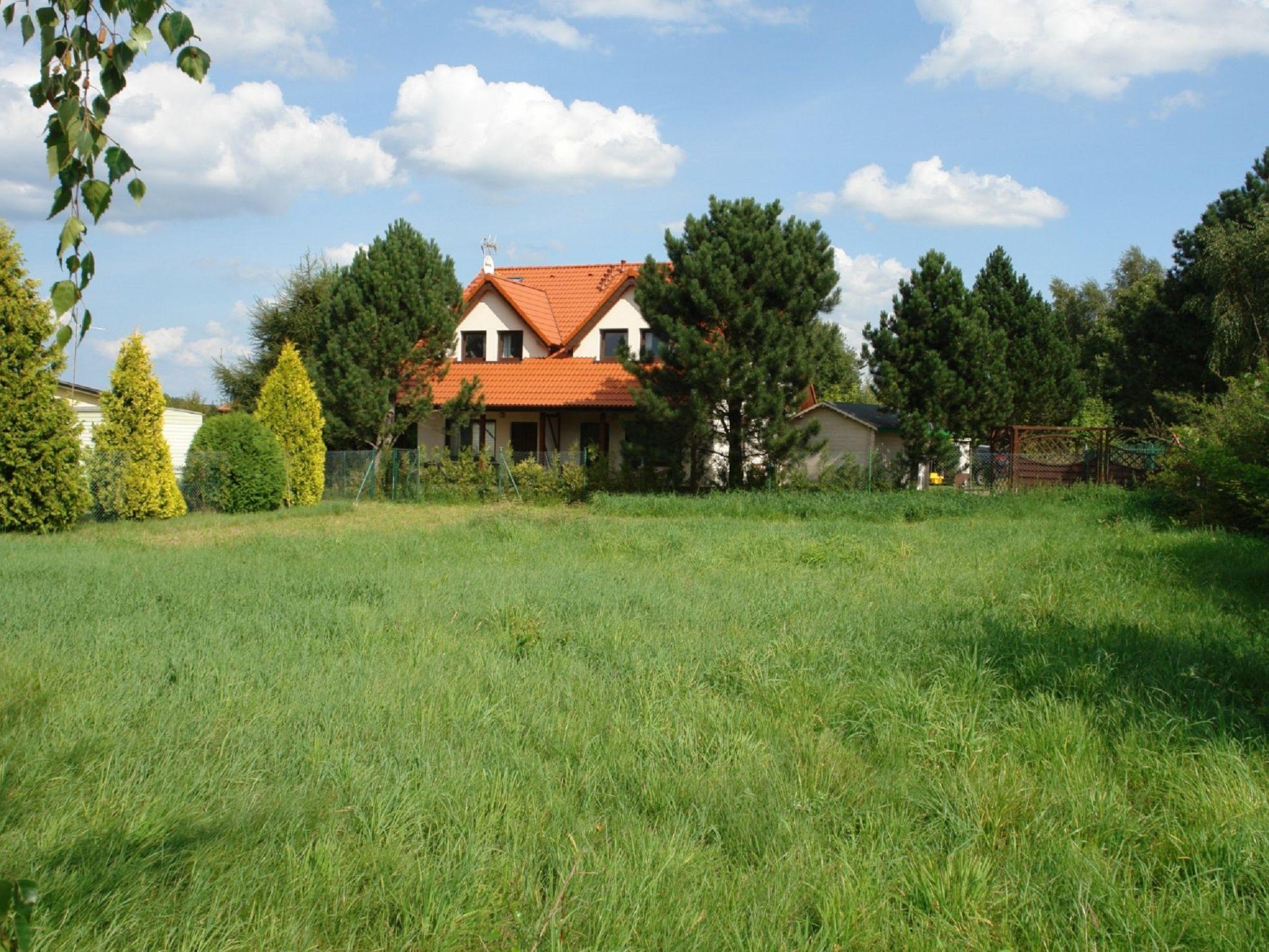 Foto 5 - Appartamento con 2 camere da letto a Mielno con giardino e vista mare