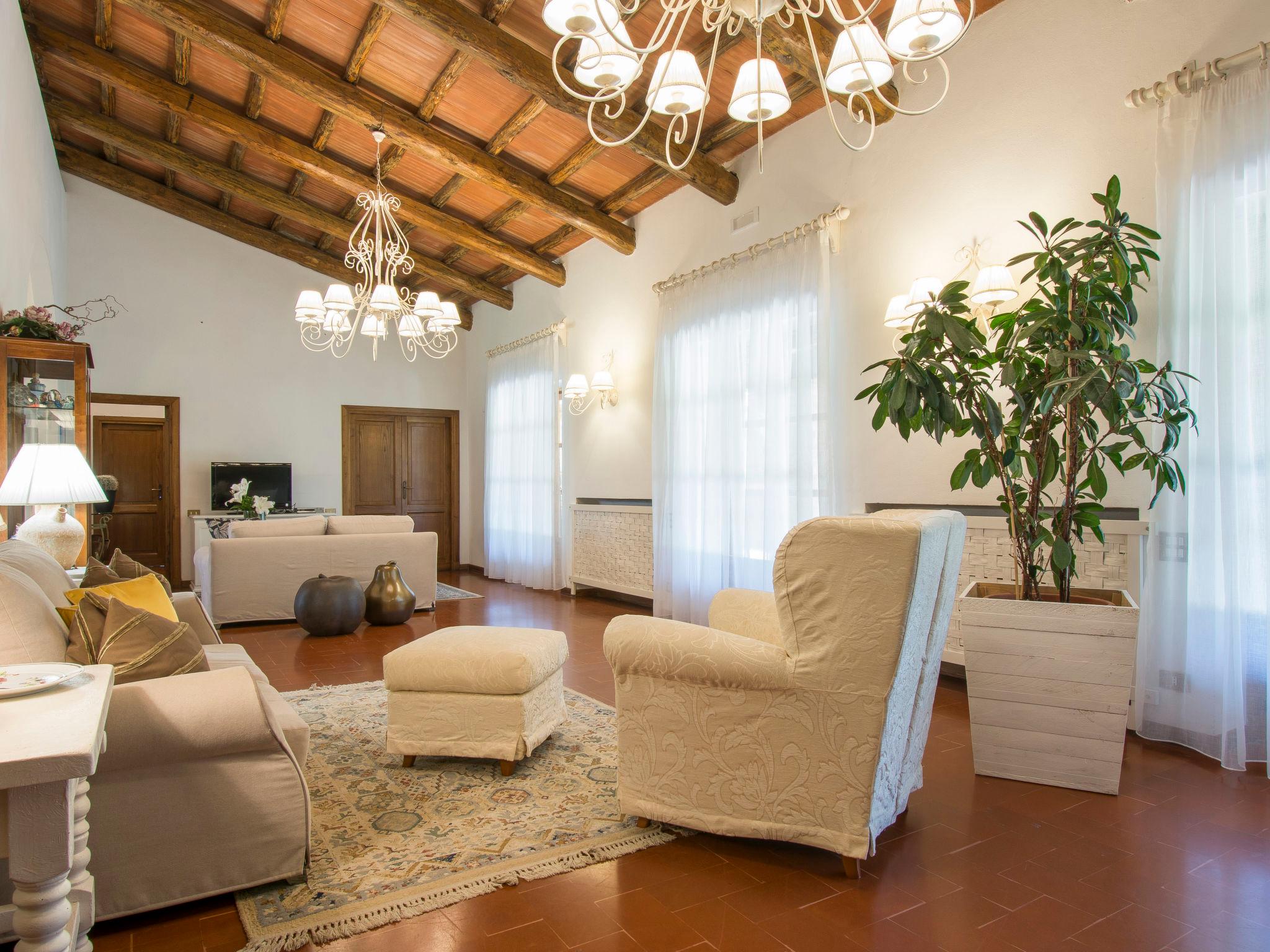 Foto 9 - Haus mit 5 Schlafzimmern in Gambassi Terme mit privater pool und garten