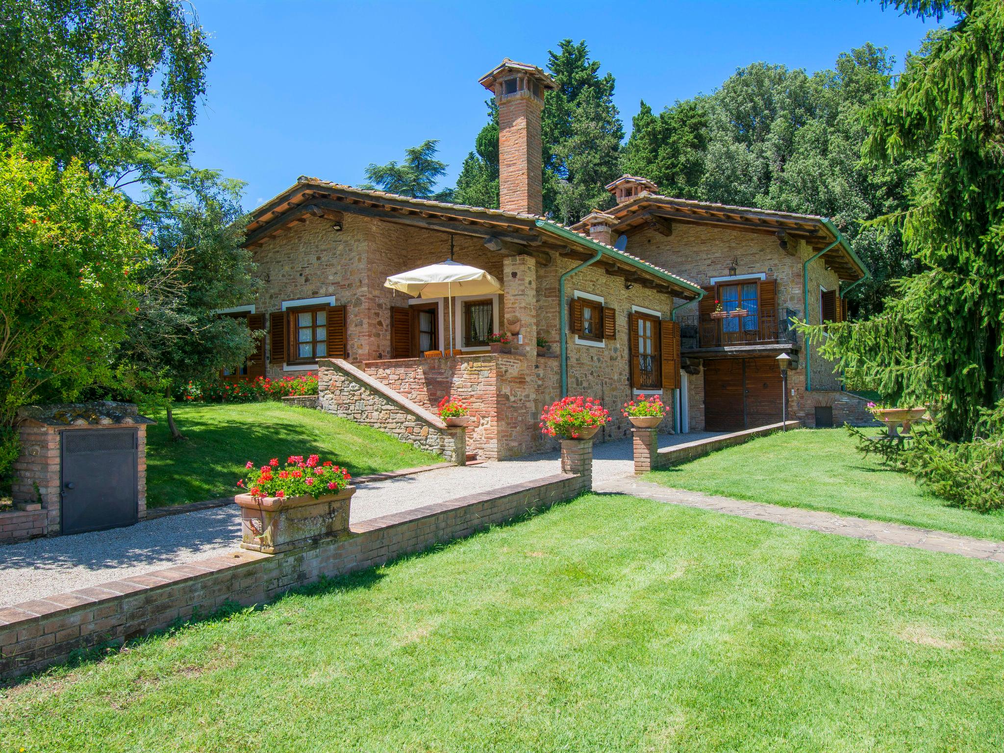 Foto 2 - Casa con 5 camere da letto a Gambassi Terme con piscina privata e giardino